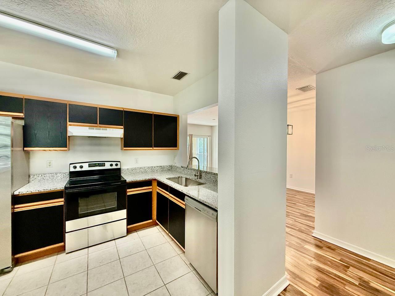 Image 3 of 29 For 6014 Portsdale Place 202