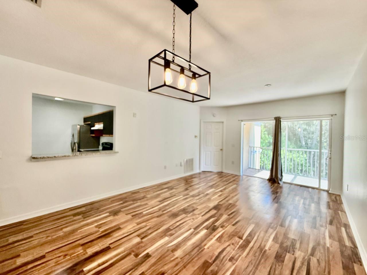 Image 9 of 29 For 6014 Portsdale Place 202