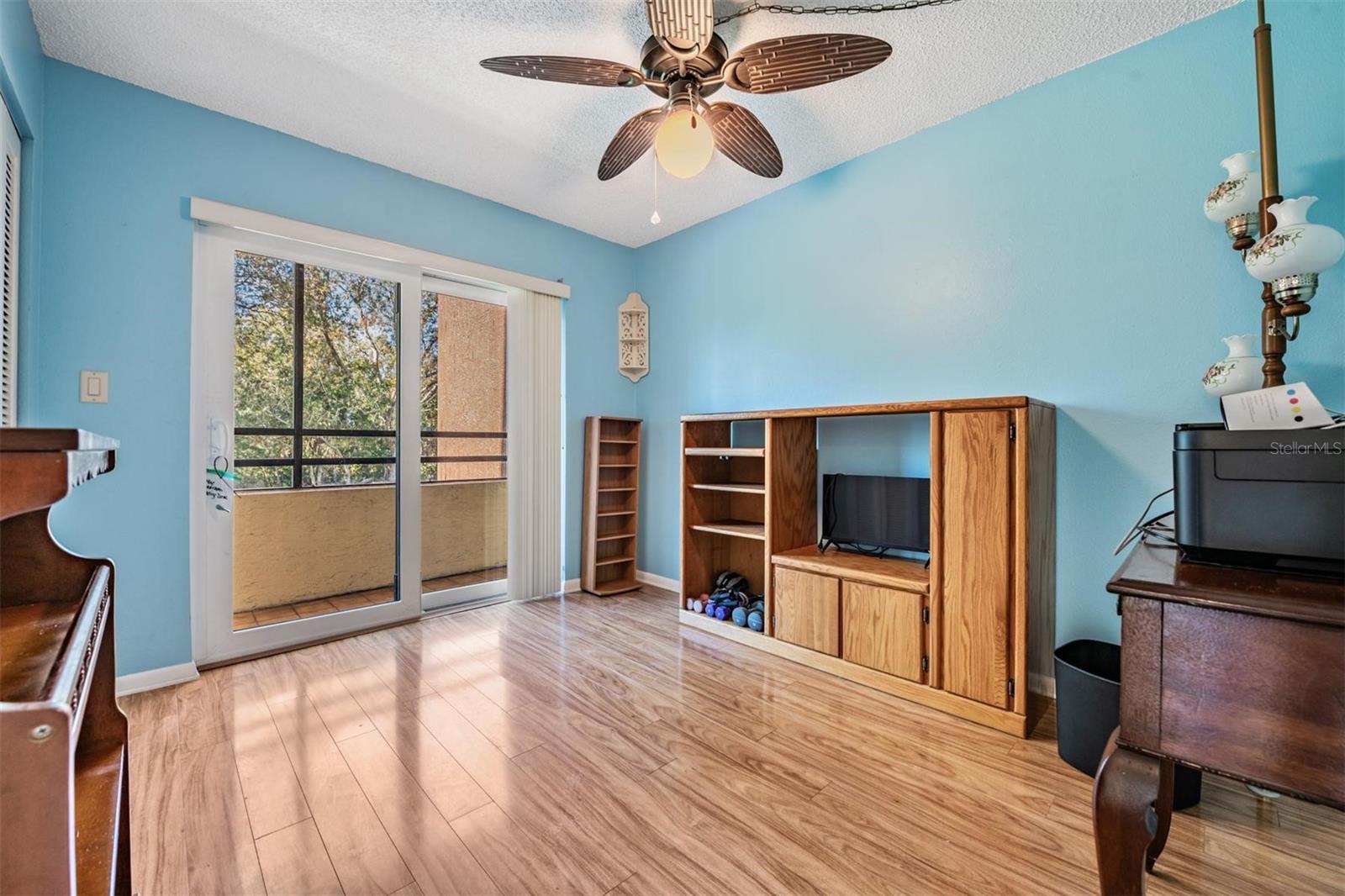 Image 23 of 49 For 13612 Village Drive 212