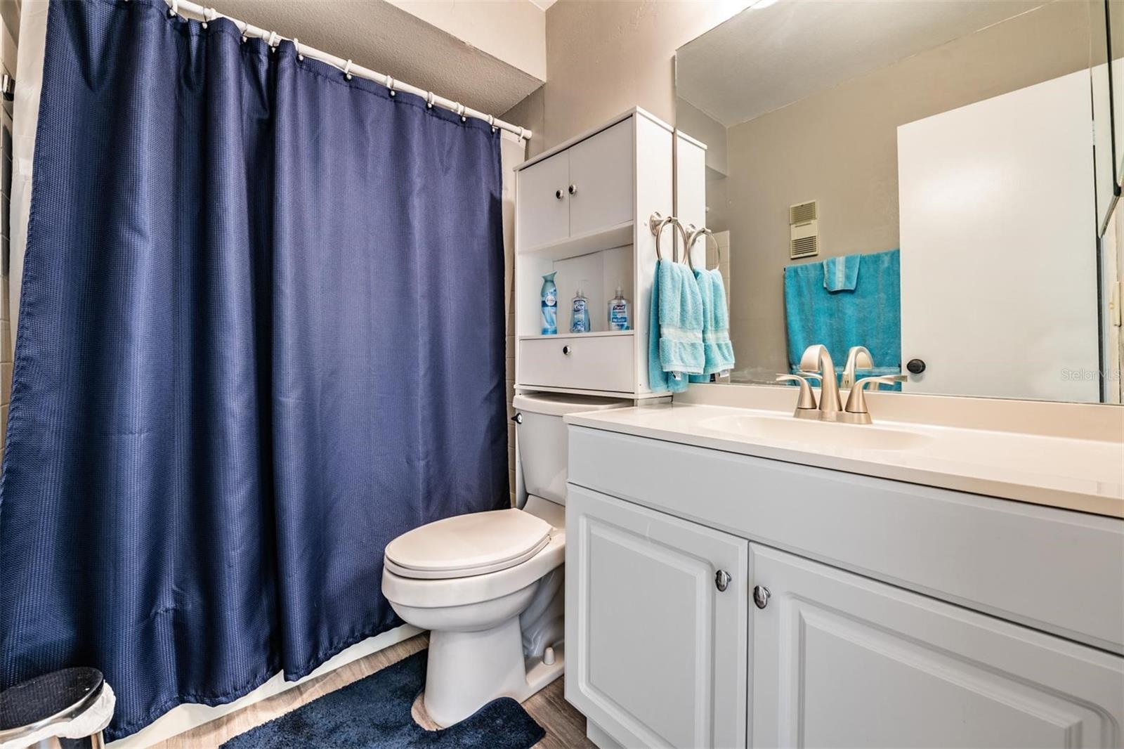 Image 24 of 49 For 13612 Village Drive 212