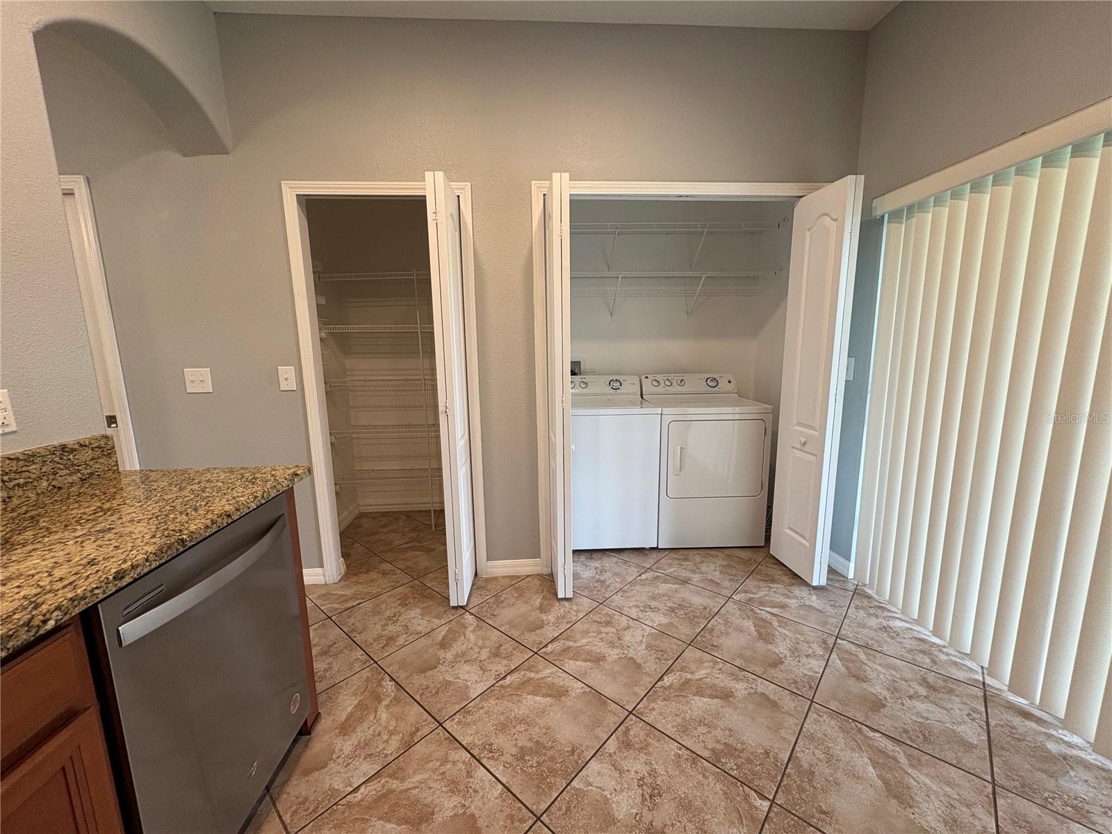 Image 5 of 10 For 2427 Willimette Drive