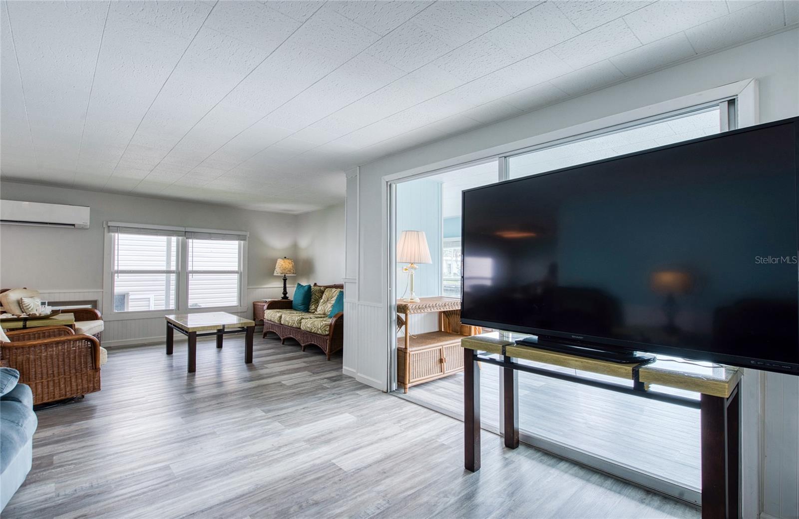 Image 18 of 39 For 18675 Us Highway 19 N 217