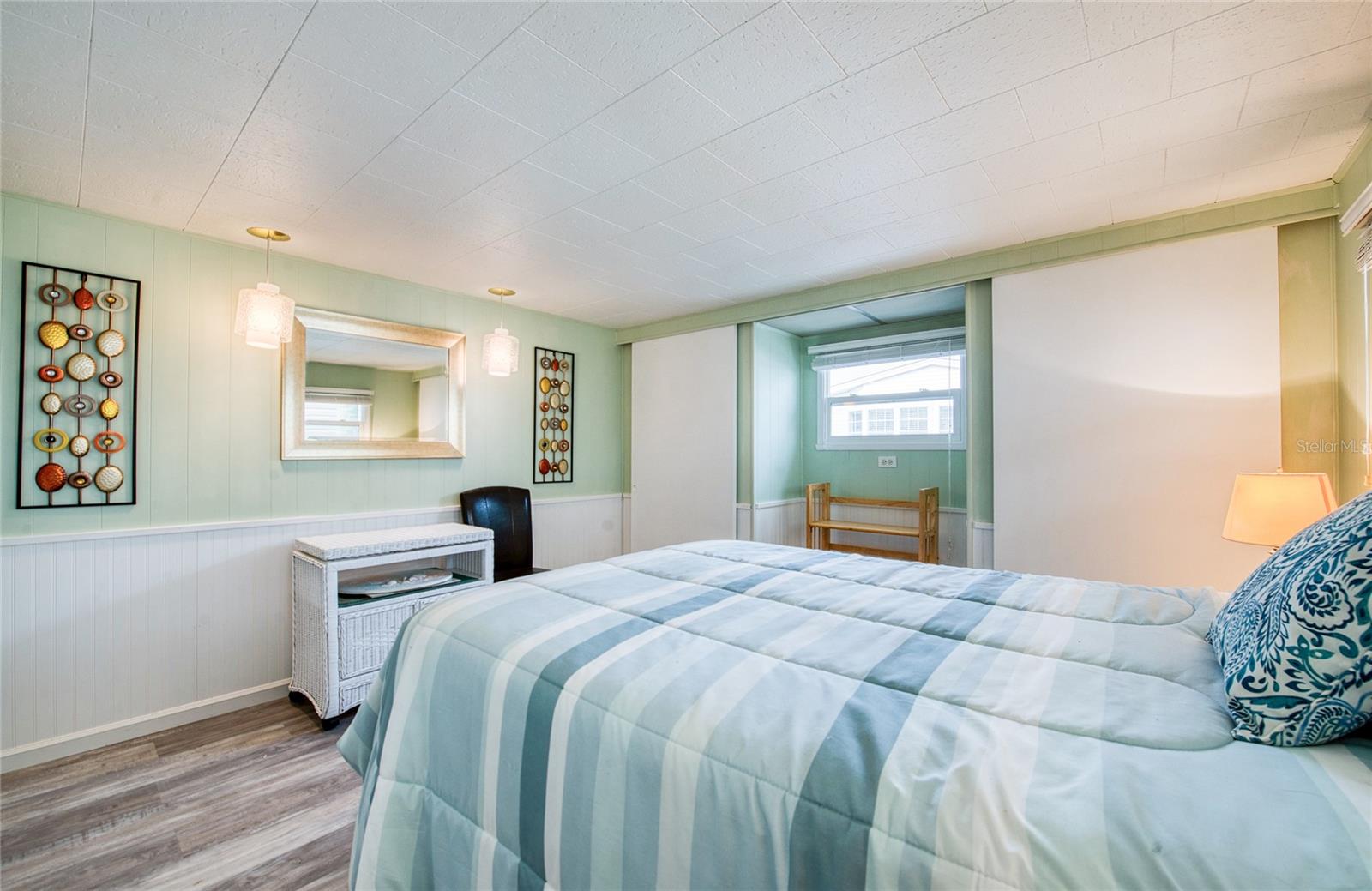 Image 28 of 39 For 18675 Us Highway 19 N 217