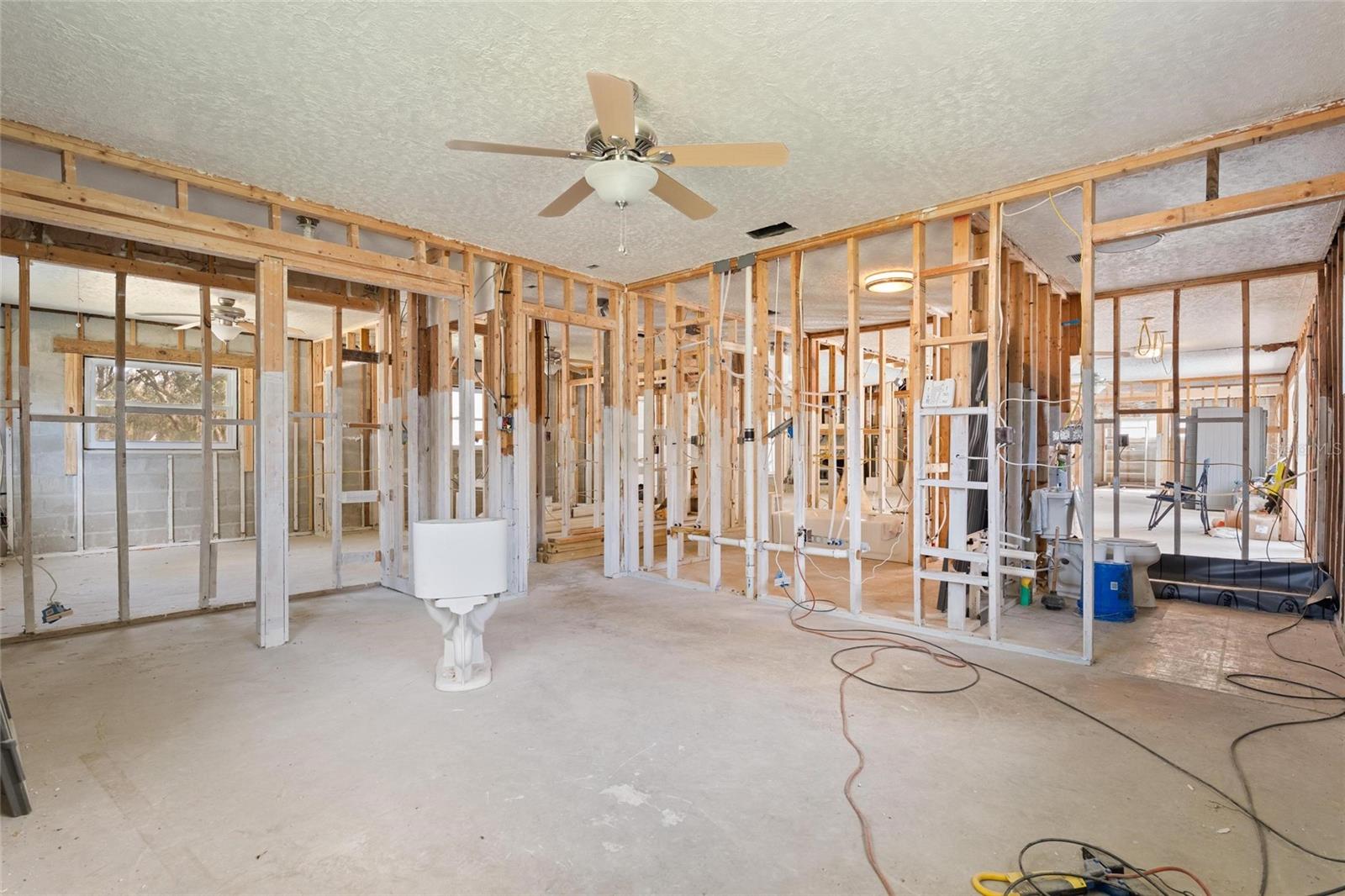 Image 28 of 29 For 4871 Mockingbird Drive