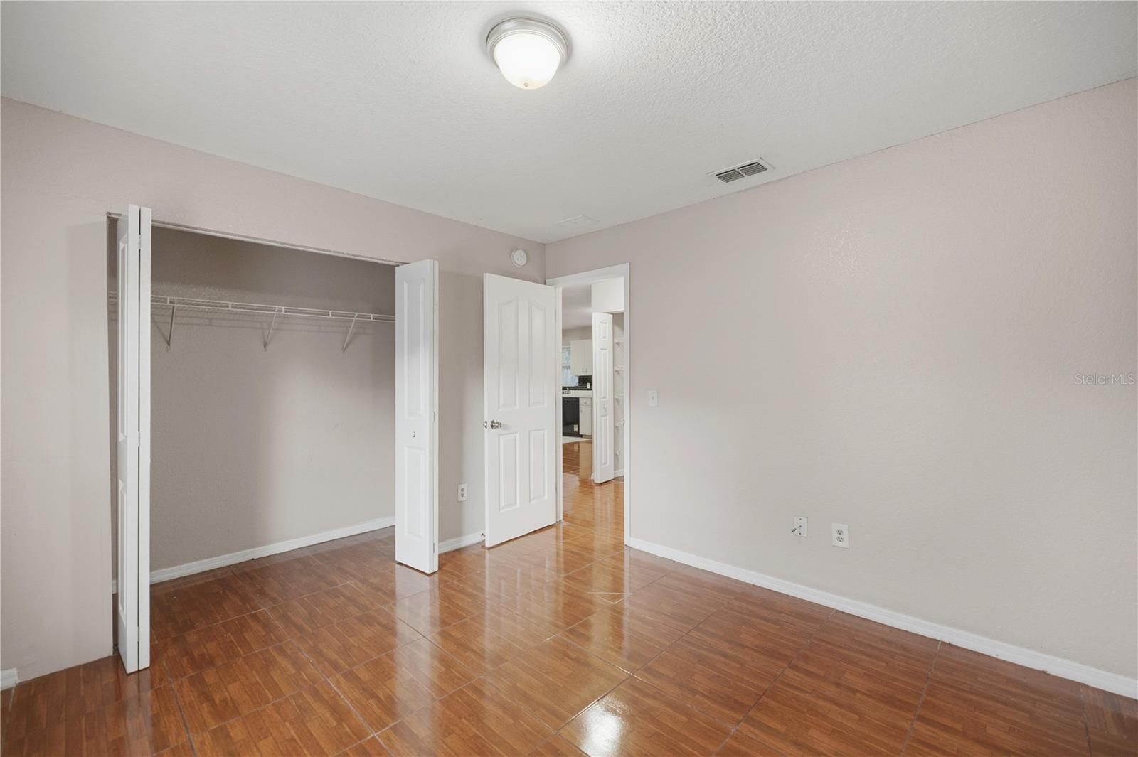 Image 22 of 32 For 14 Cedar Tree Terrace