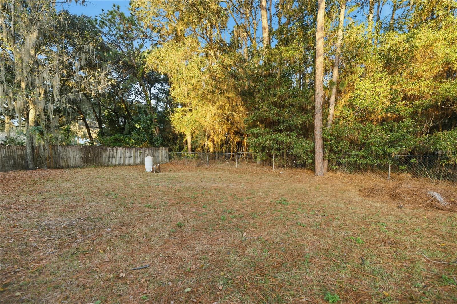 Image 5 of 32 For 14 Cedar Tree Terrace