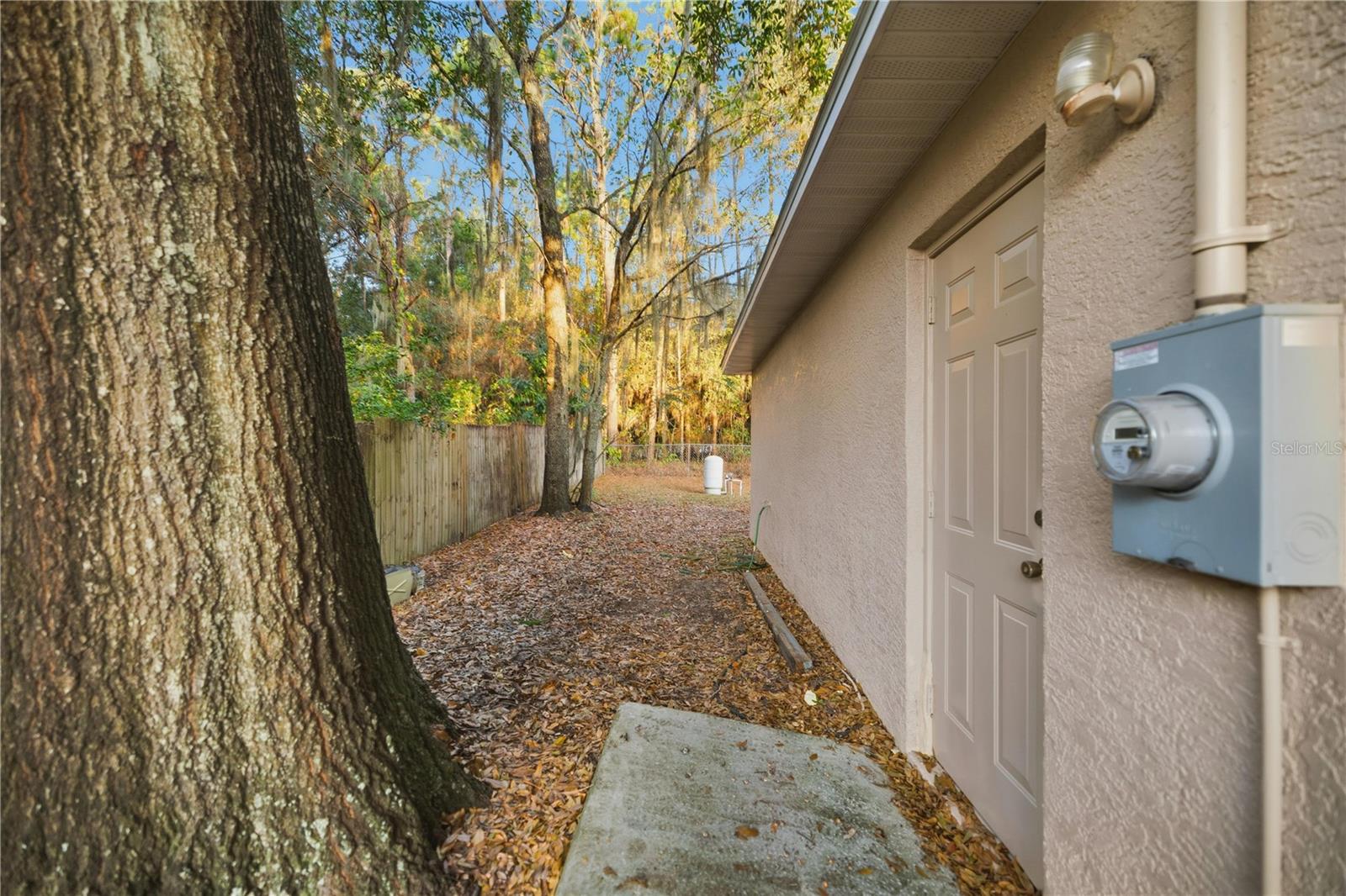 Image 8 of 32 For 14 Cedar Tree Terrace