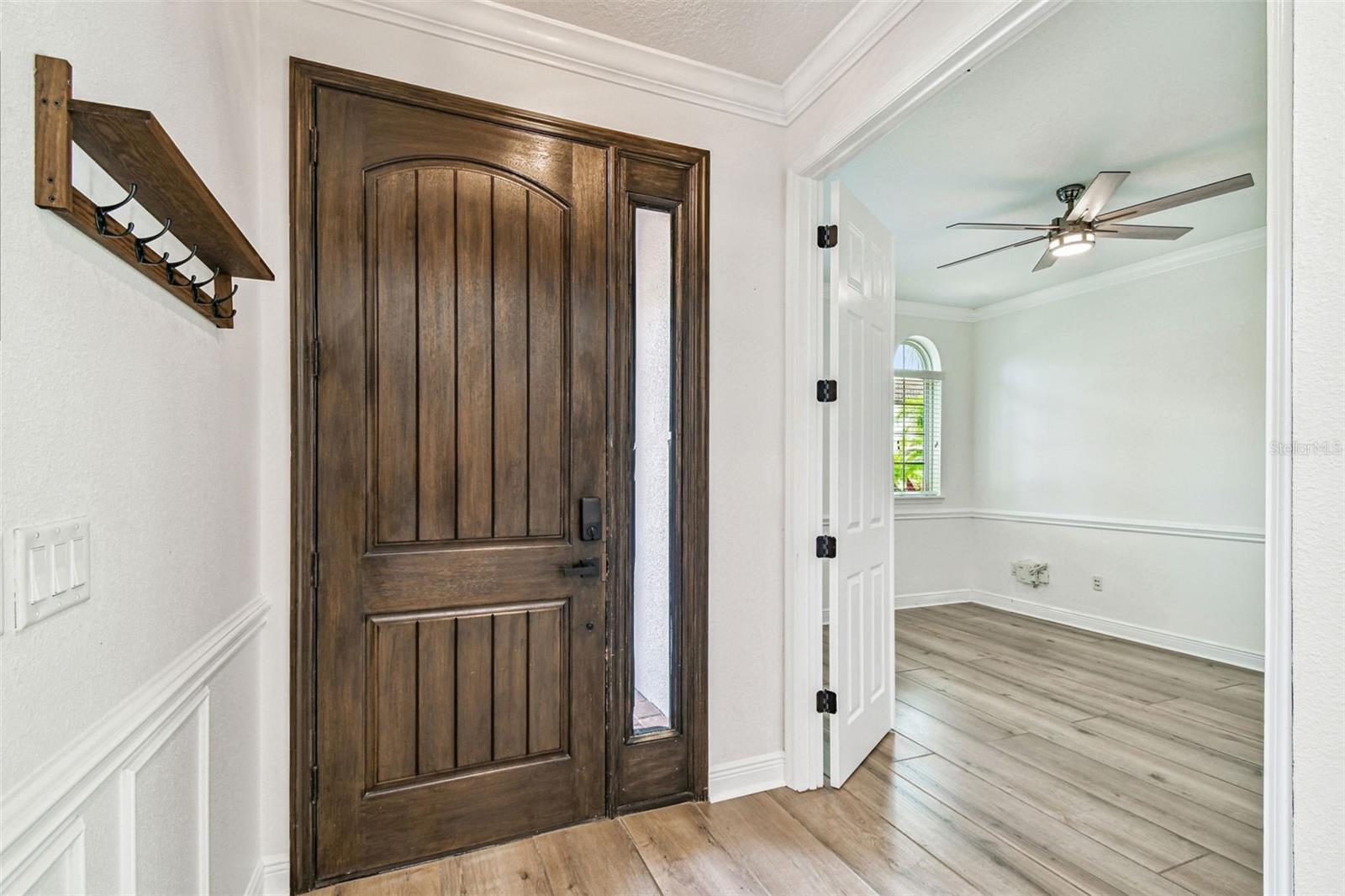 Image 10 of 66 For 372 Coco Plum Court