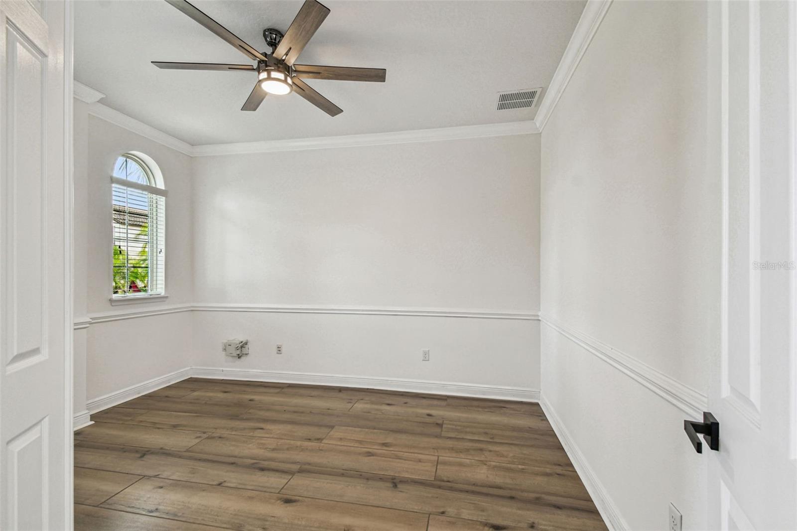 Image 11 of 66 For 372 Coco Plum Court