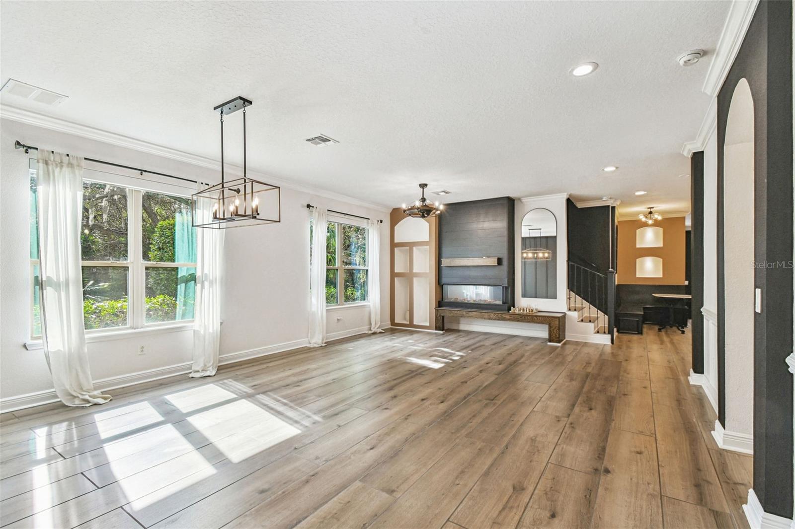 Image 13 of 66 For 372 Coco Plum Court