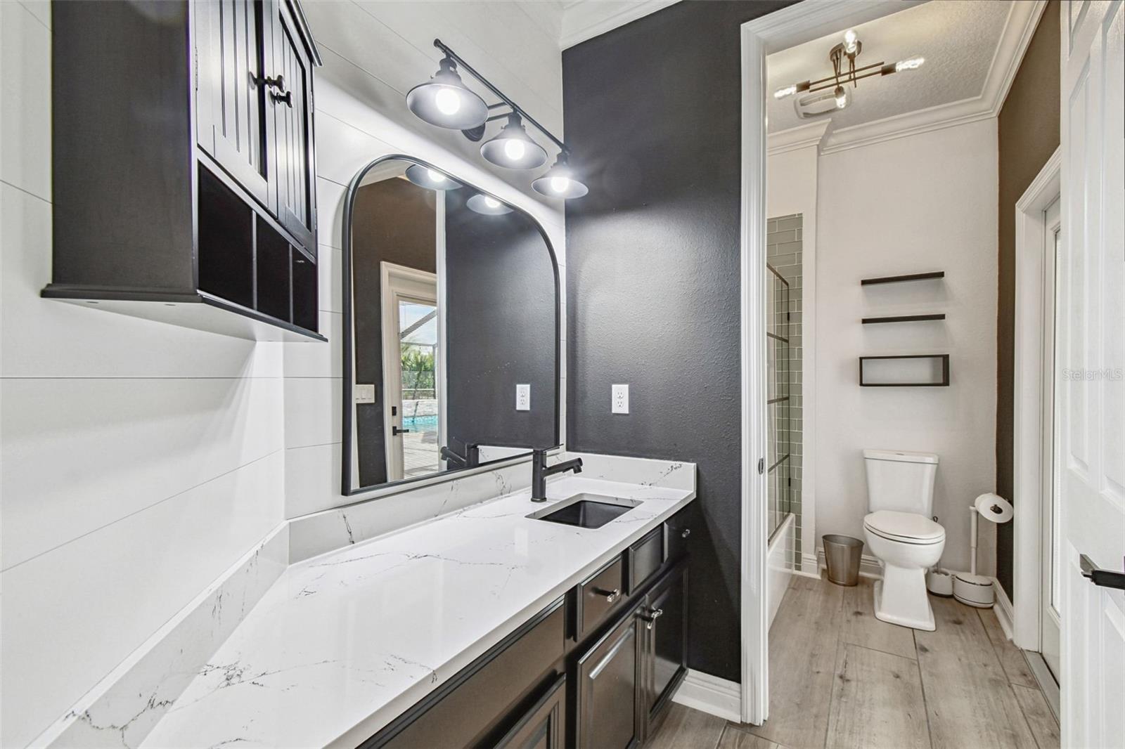 Image 37 of 66 For 372 Coco Plum Court