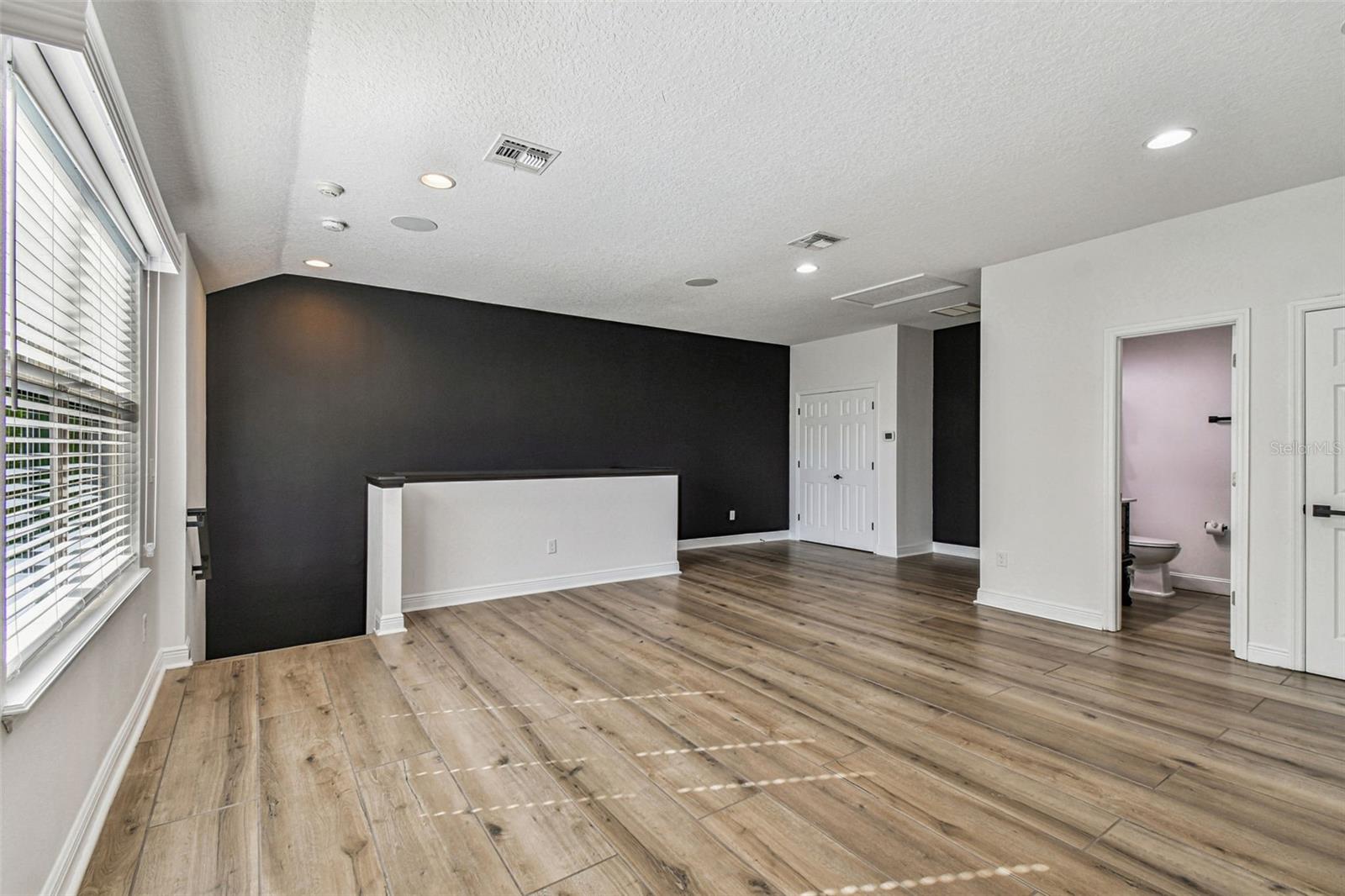 Image 41 of 66 For 372 Coco Plum Court