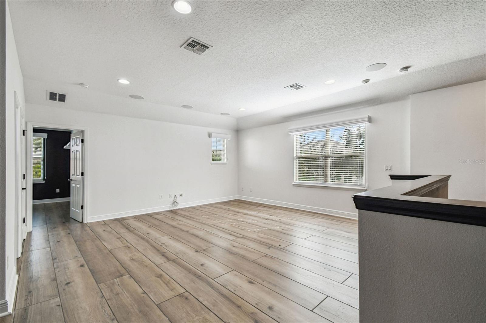 Image 42 of 66 For 372 Coco Plum Court