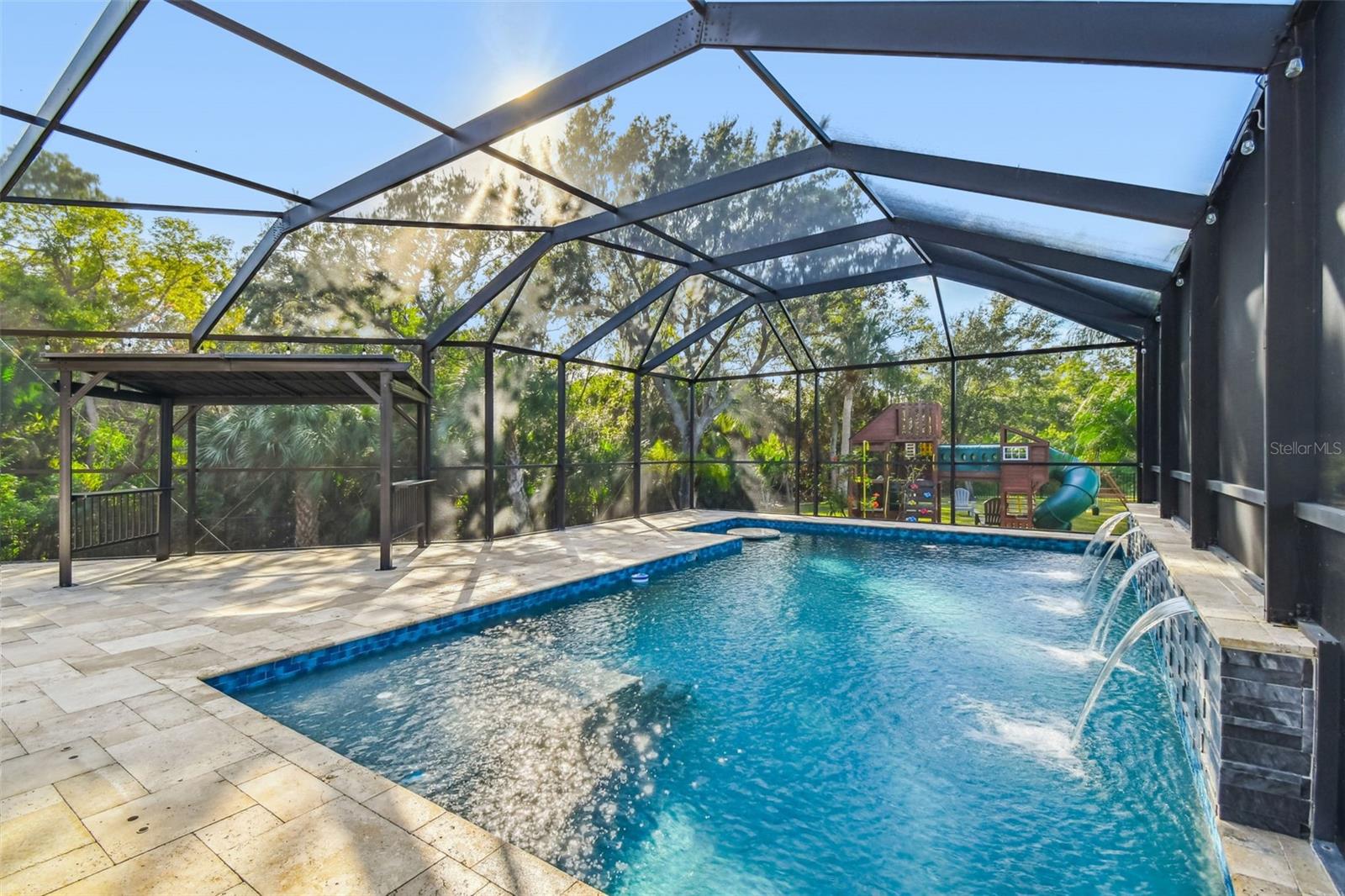 Image 50 of 66 For 372 Coco Plum Court