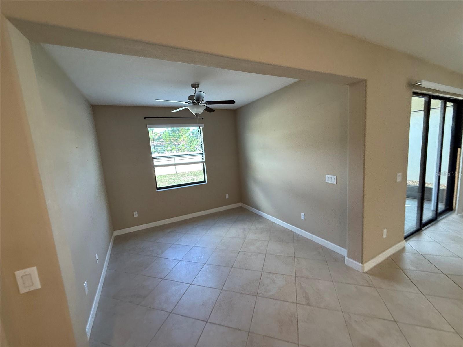 Image 5 of 13 For 16852 Scuba Crest Street