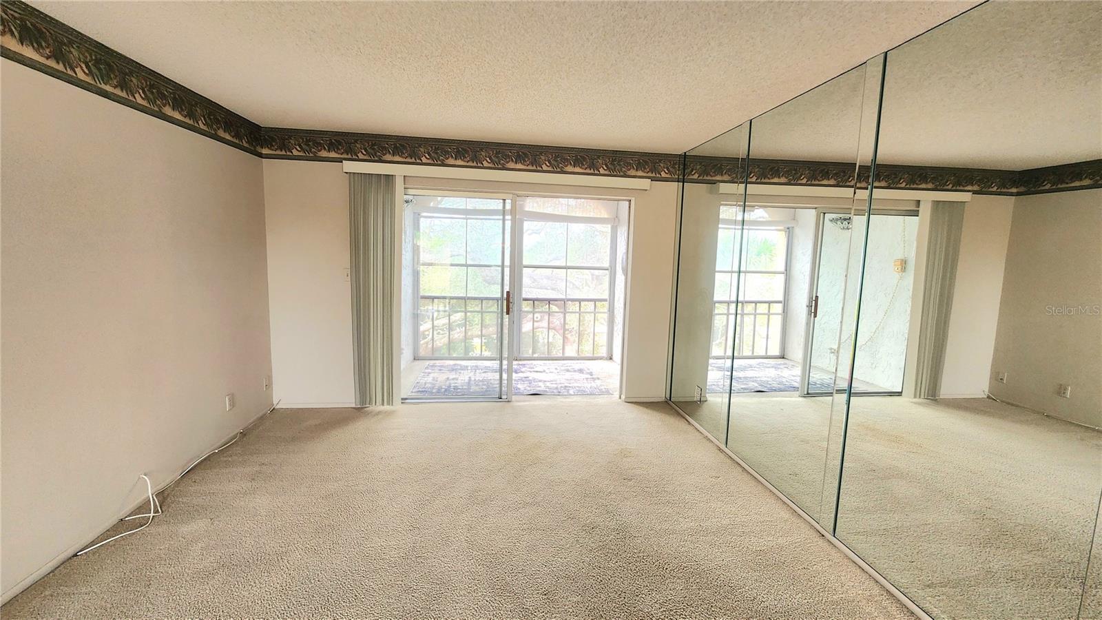 Image 11 of 33 For 11485 Oakhurst Road 315