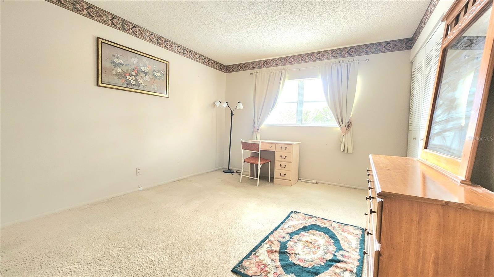 Image 20 of 33 For 11485 Oakhurst Road 315