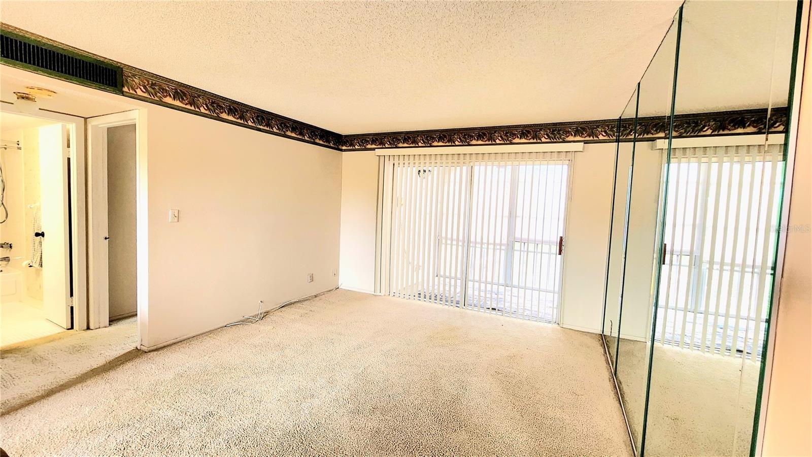 Image 7 of 33 For 11485 Oakhurst Road 315