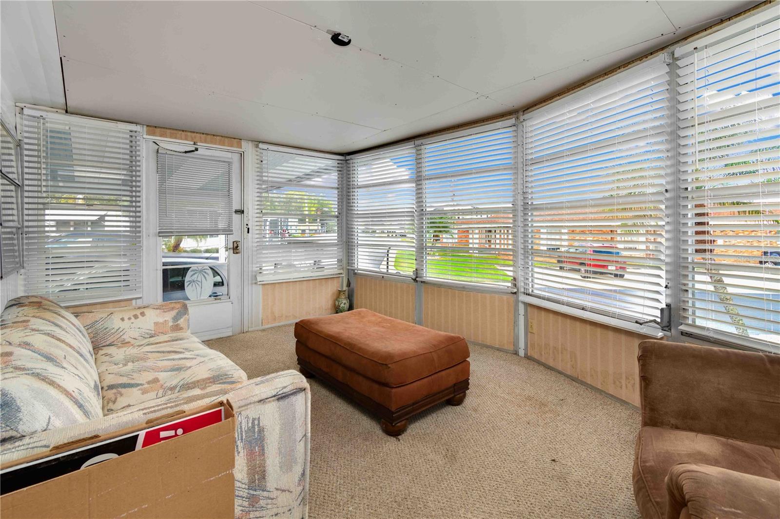 Image 16 of 35 For 10399 67th Avenue 4