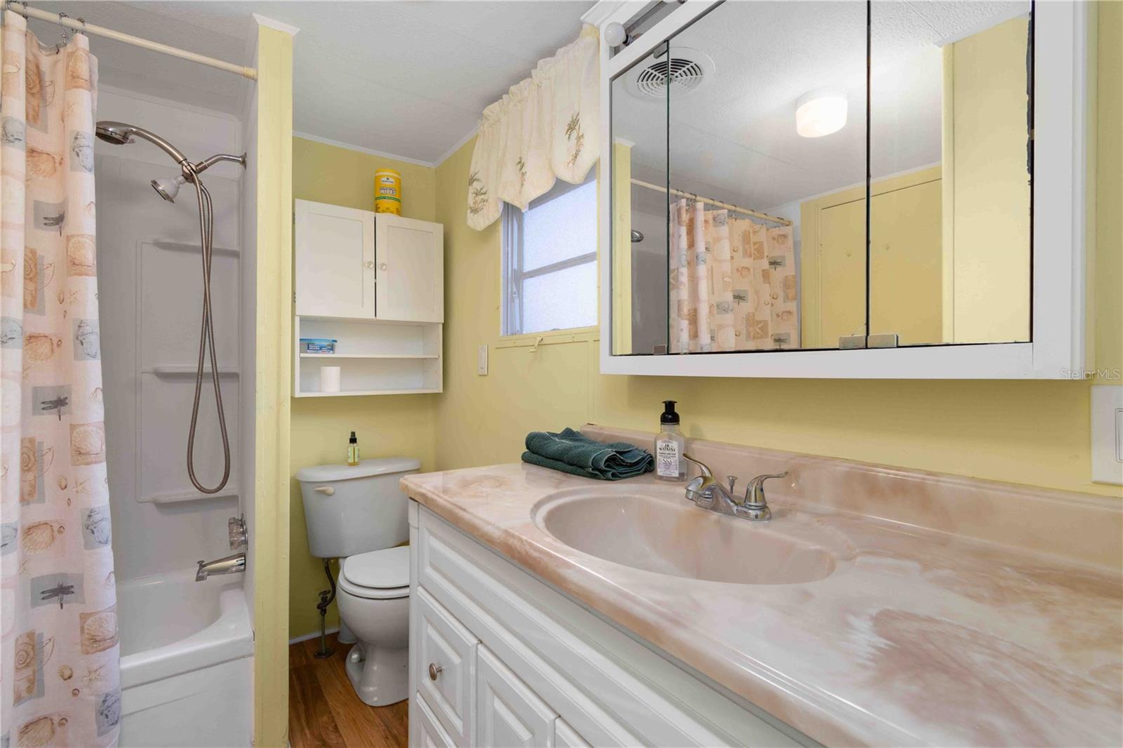 Image 23 of 35 For 10399 67th Avenue 4