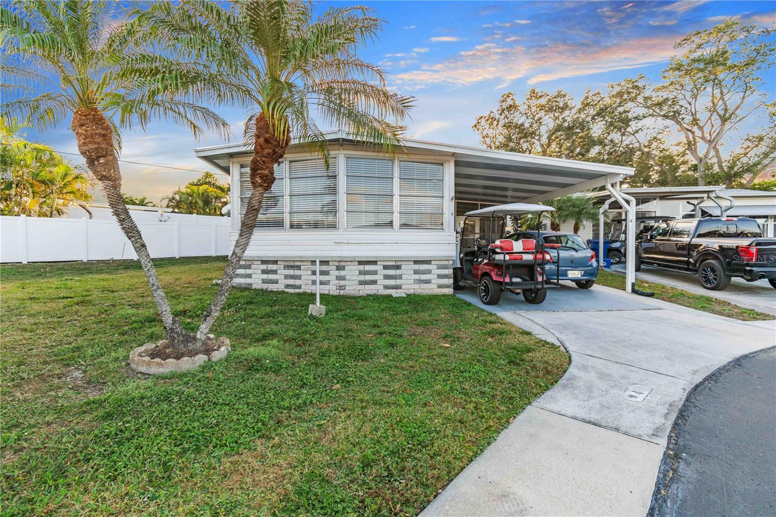 Image 3 of 35 For 10399 67th Avenue 4