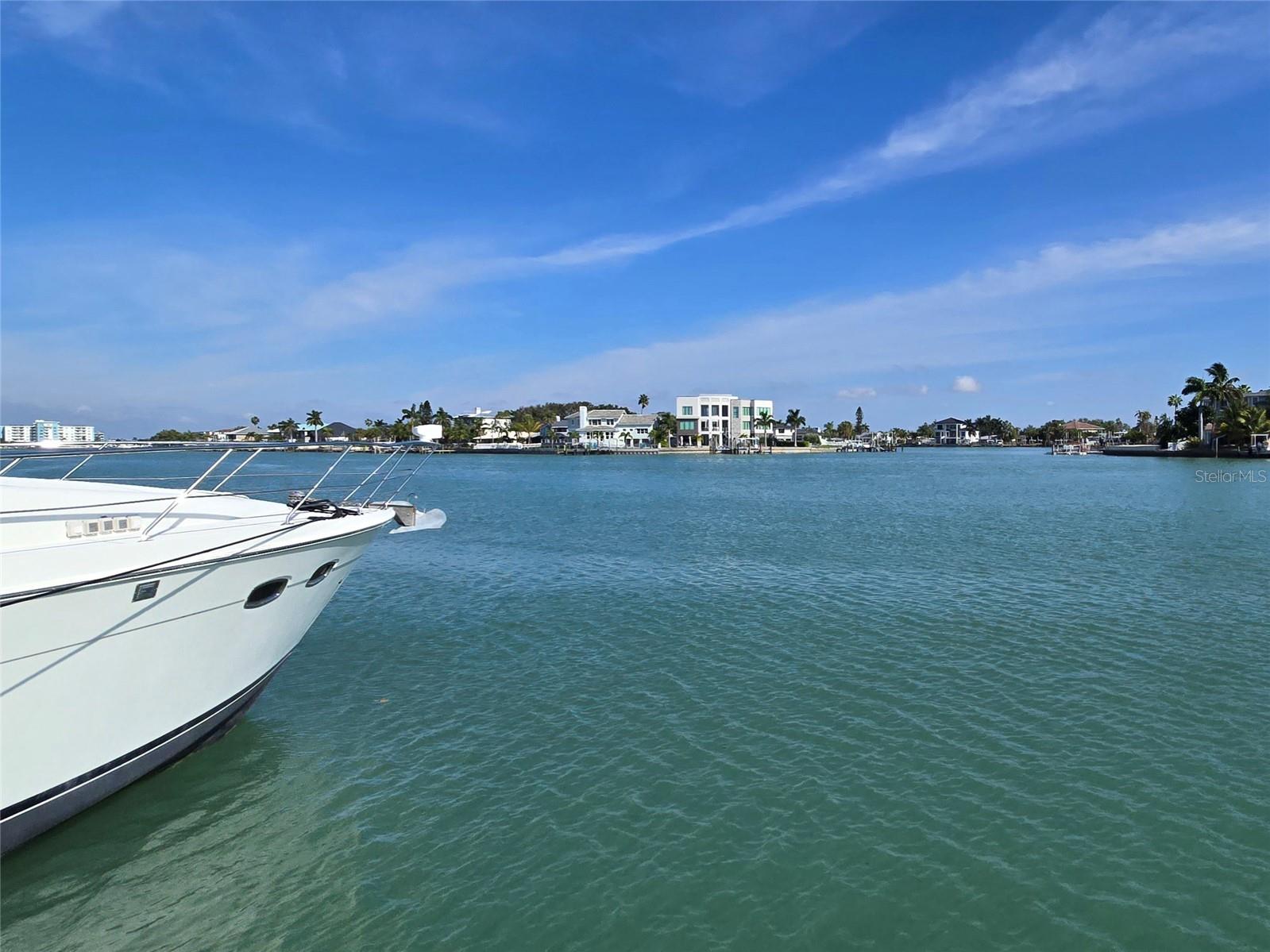 Image 19 of 22 For 10025 Gulf Boulevard