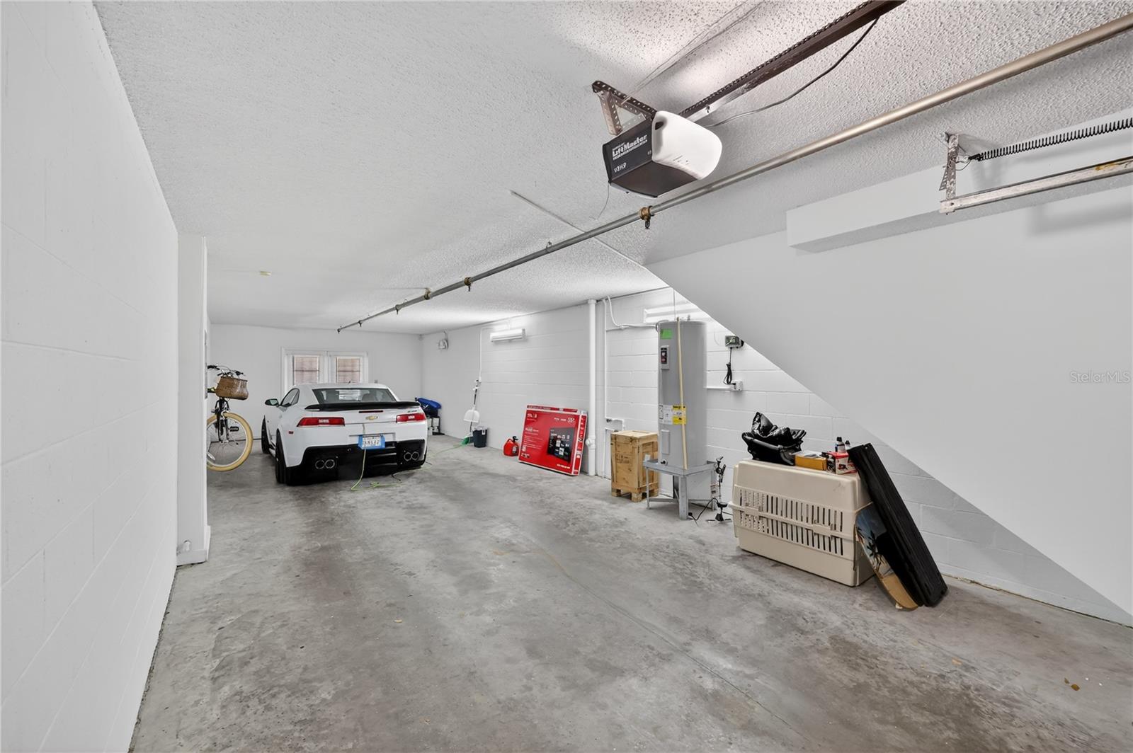 Image 22 of 26 For 320 Island Way 603