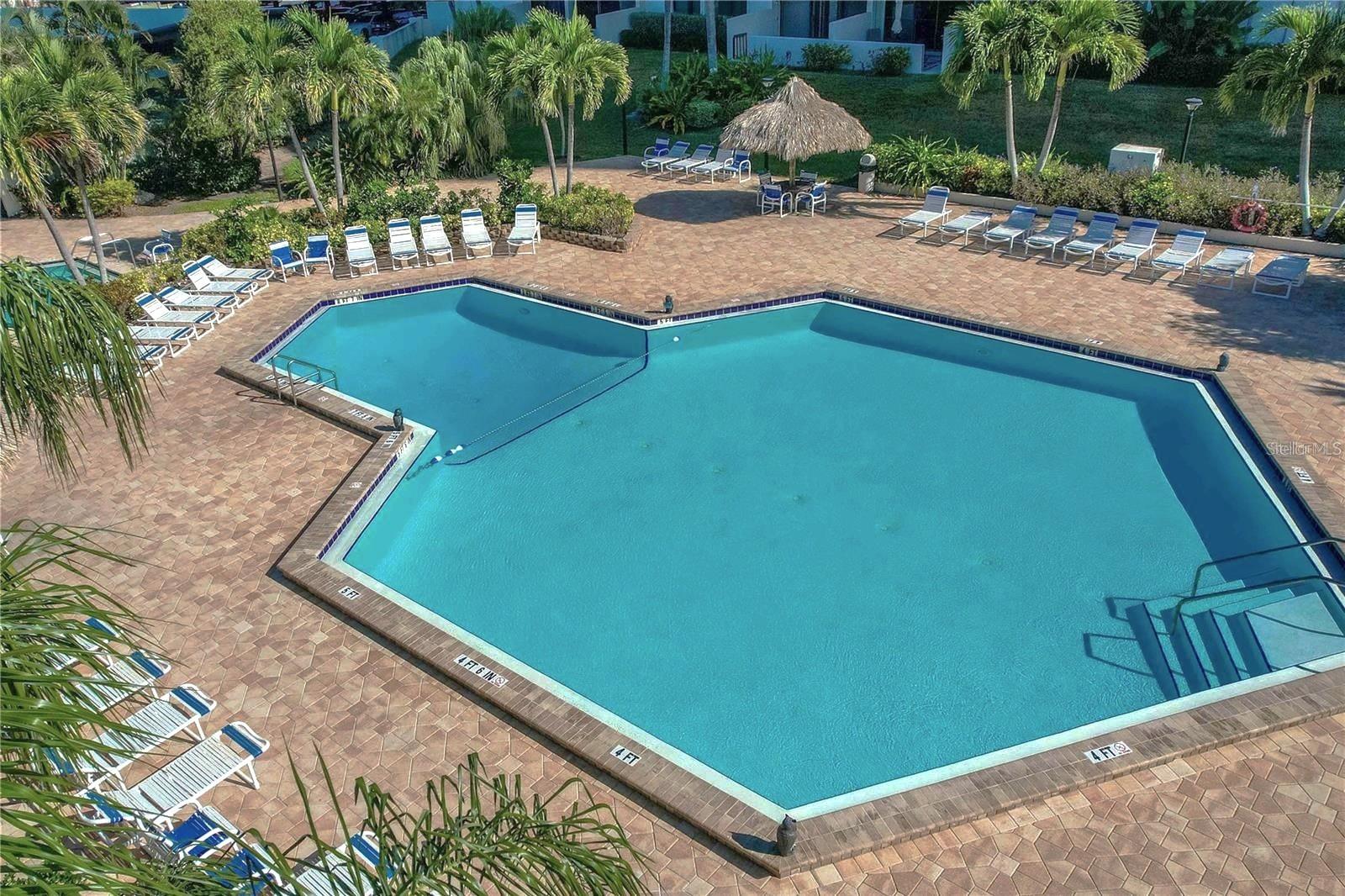 Image 25 of 26 For 320 Island Way 603