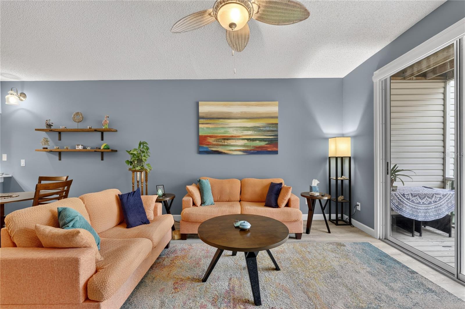 Image 3 of 26 For 320 Island Way 603