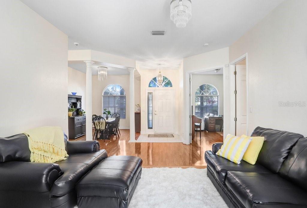 Image 4 of 38 For 7214 Bucks Ford Drive