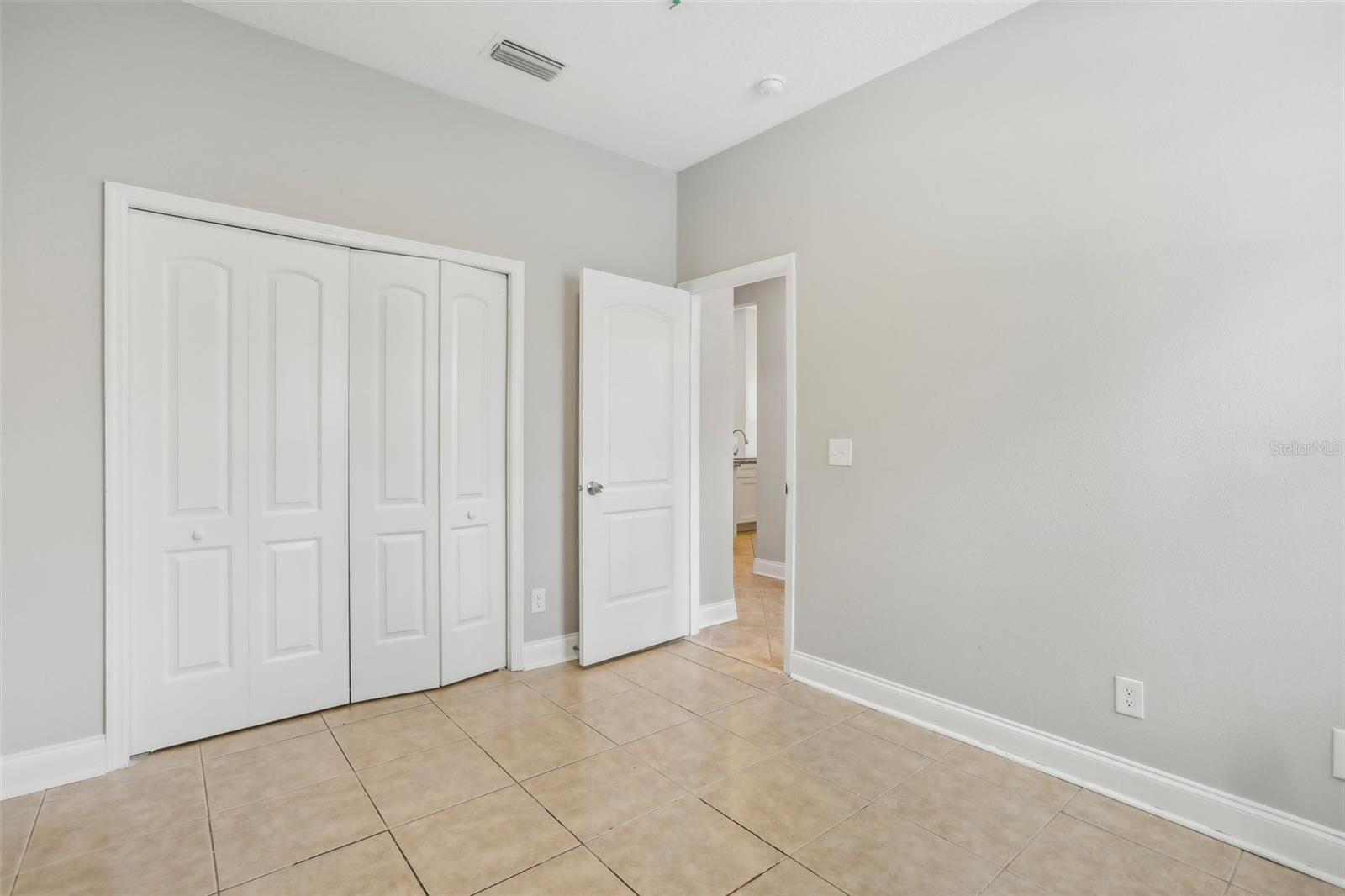 Image 11 of 24 For 11609 Jordans Landing Court