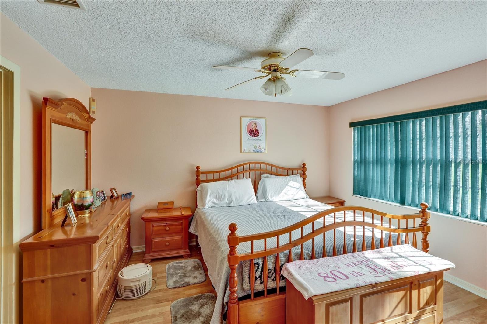 Image 16 of 39 For 8352 Meadowbrook Drive 11