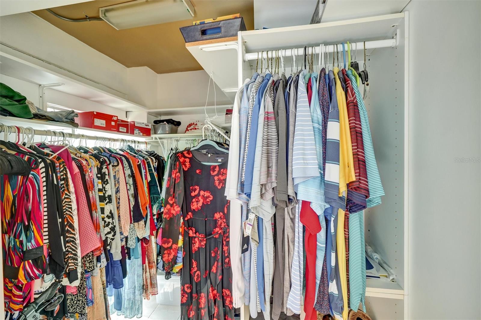 Image 22 of 39 For 8352 Meadowbrook Drive 11