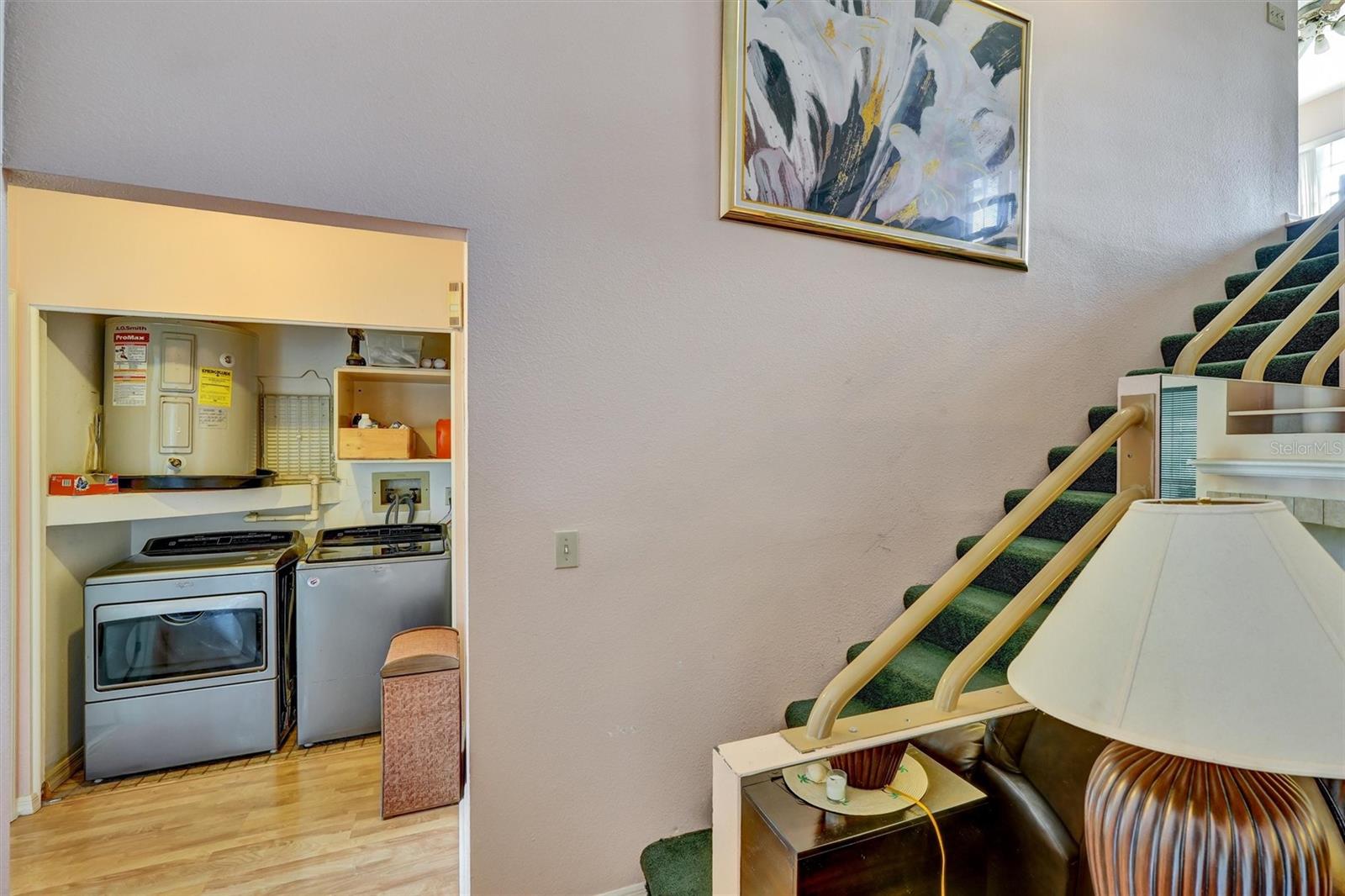 Image 26 of 39 For 8352 Meadowbrook Drive 11