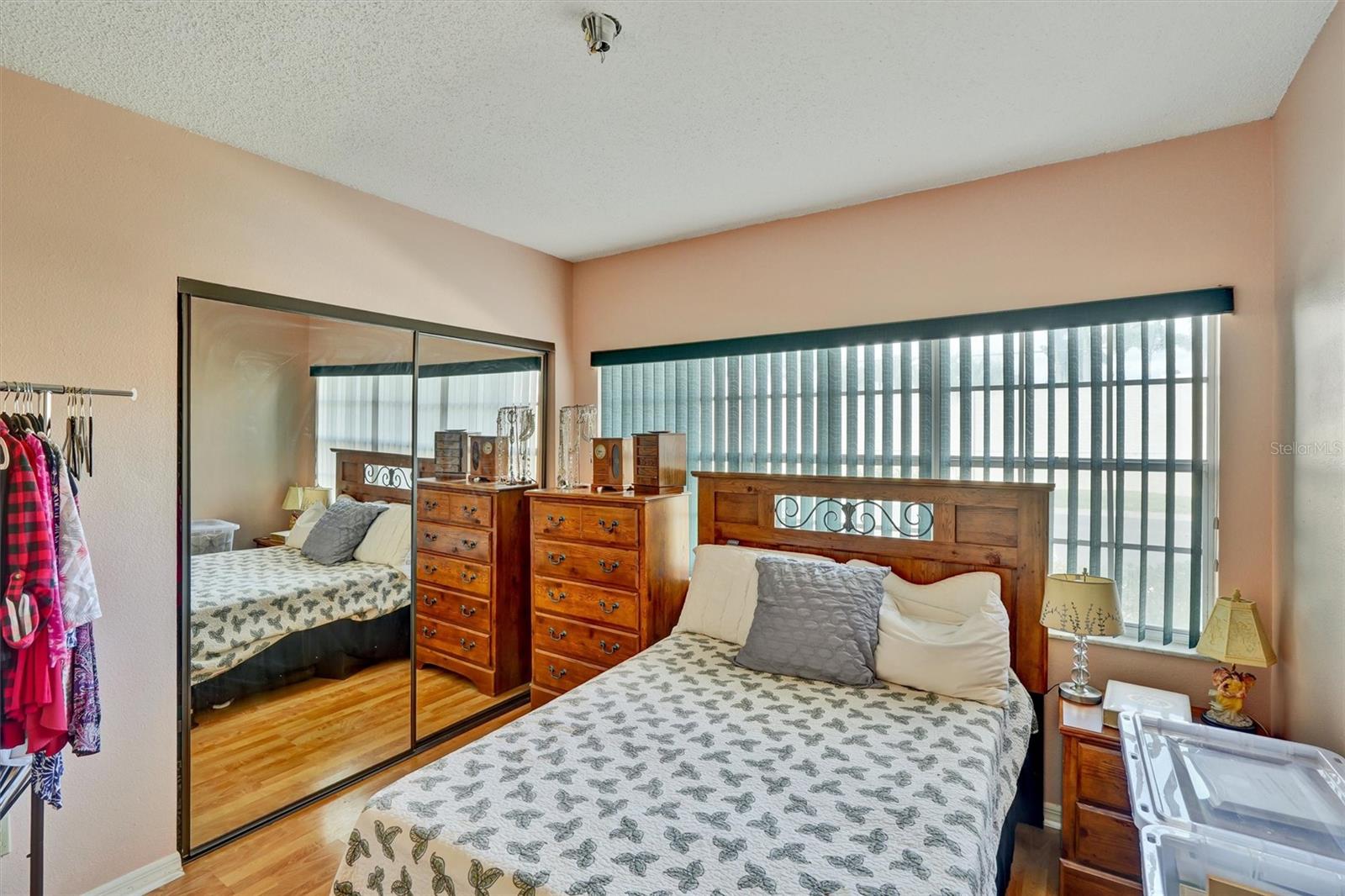 Image 29 of 39 For 8352 Meadowbrook Drive 11