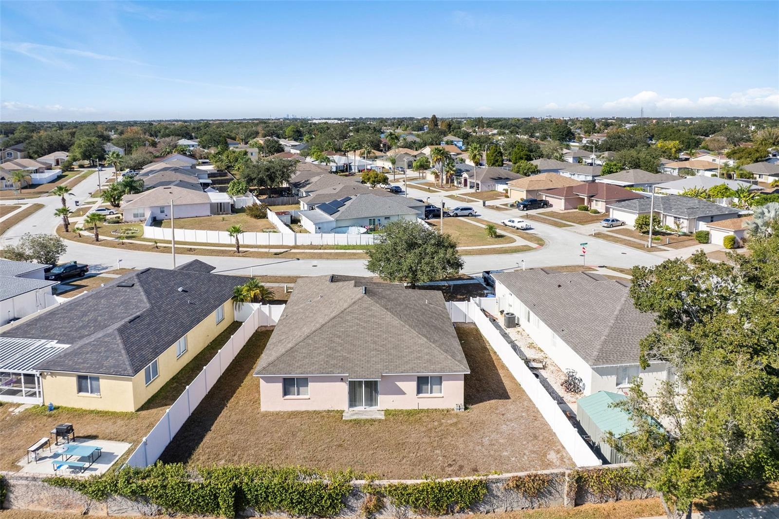 Image 24 of 26 For 1504 Silktree Court