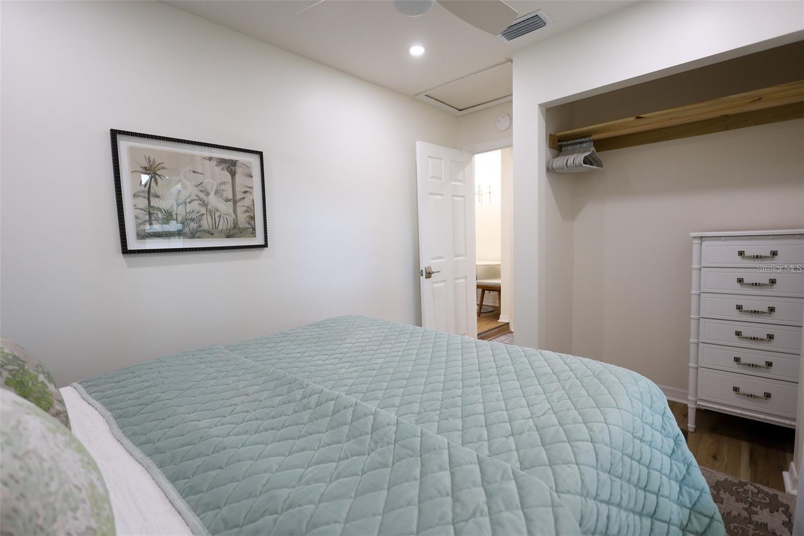 Image 21 of 36 For 4501 70th Street N