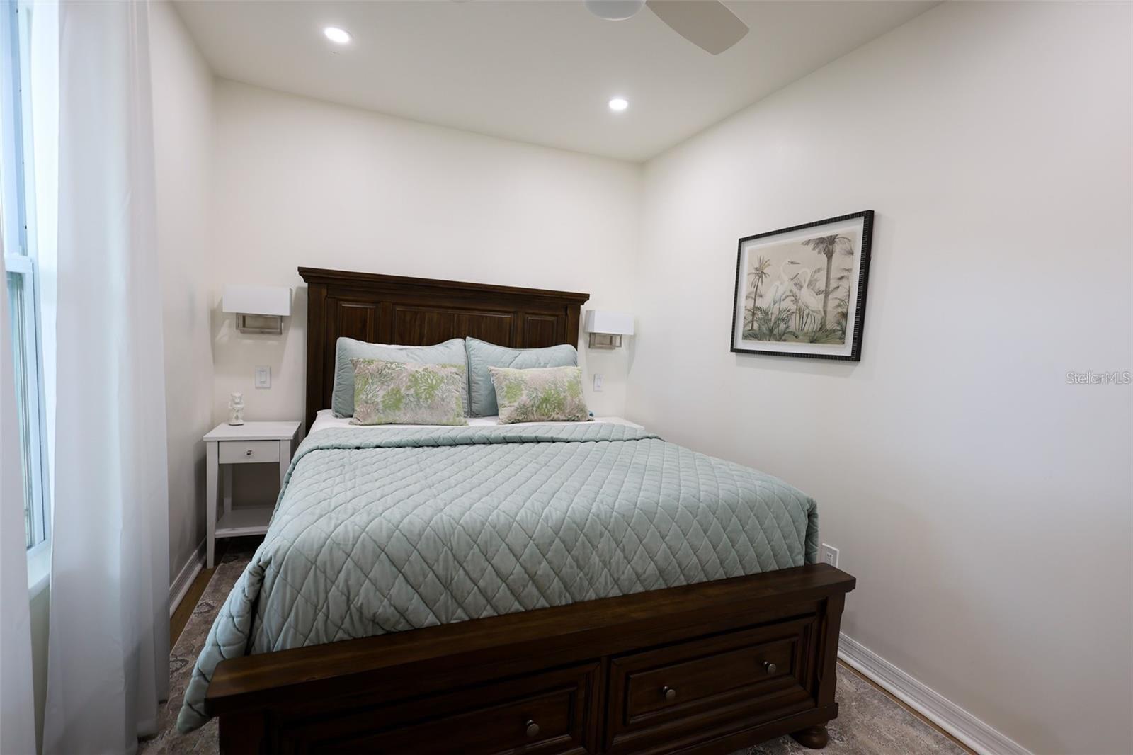 Image 22 of 36 For 4501 70th Street N