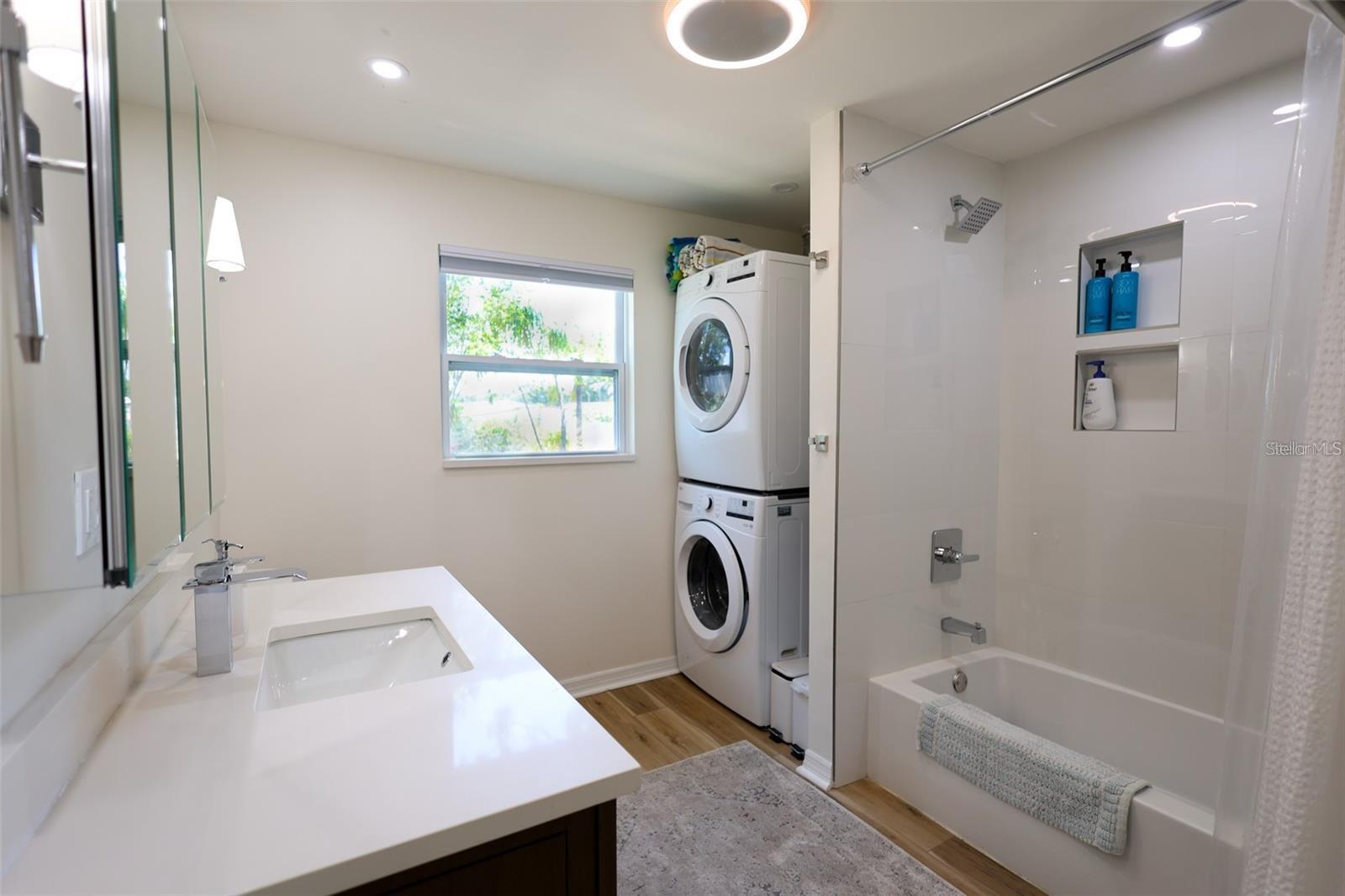 Image 26 of 36 For 4501 70th Street N