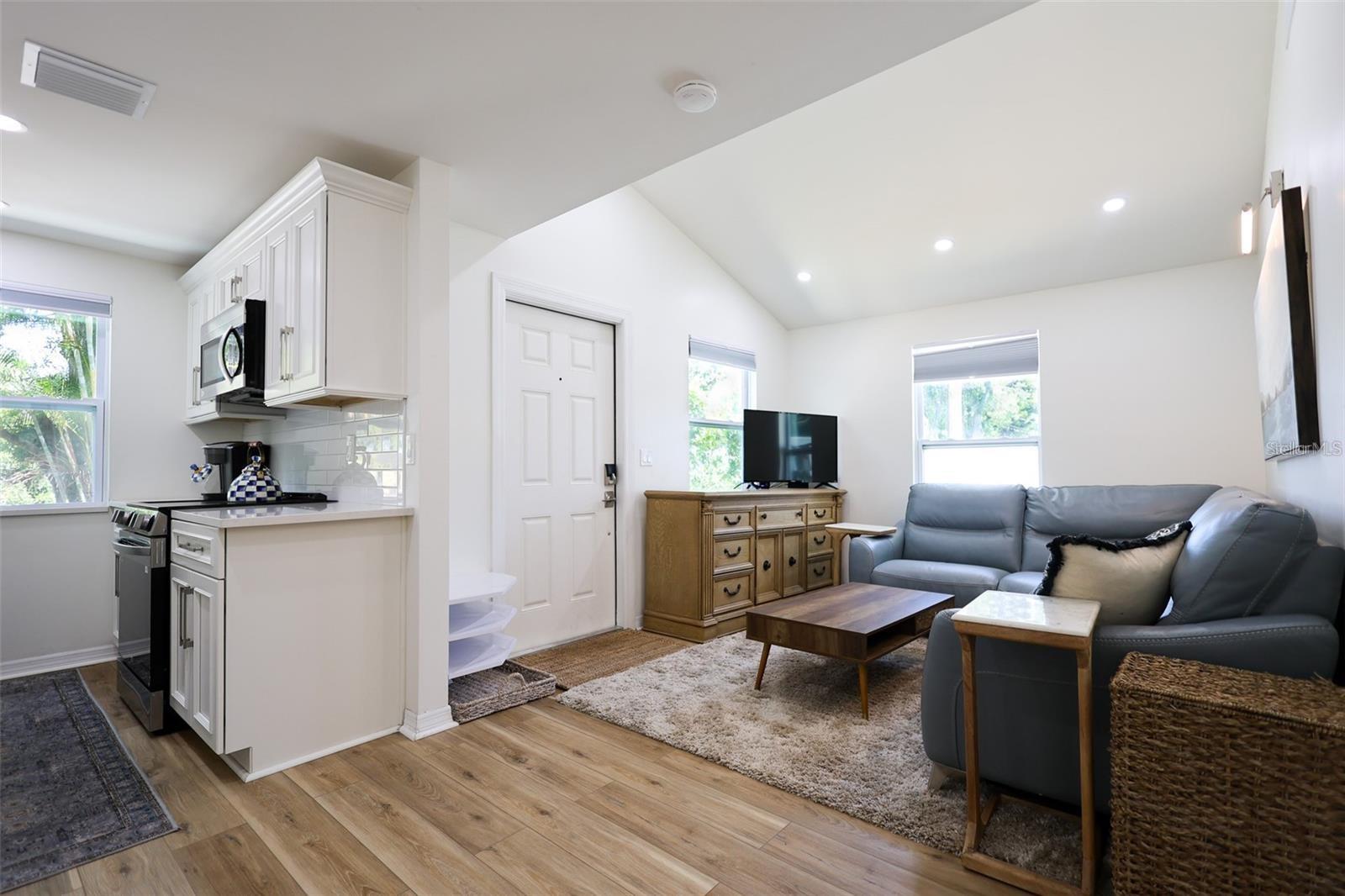 Image 7 of 36 For 4501 70th Street N