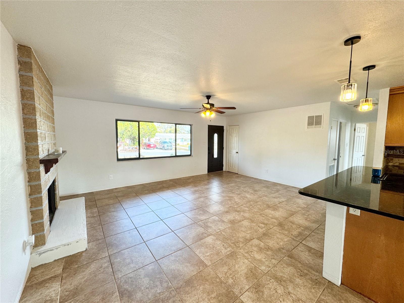 Image 10 of 24 For 11310 115th Avenue