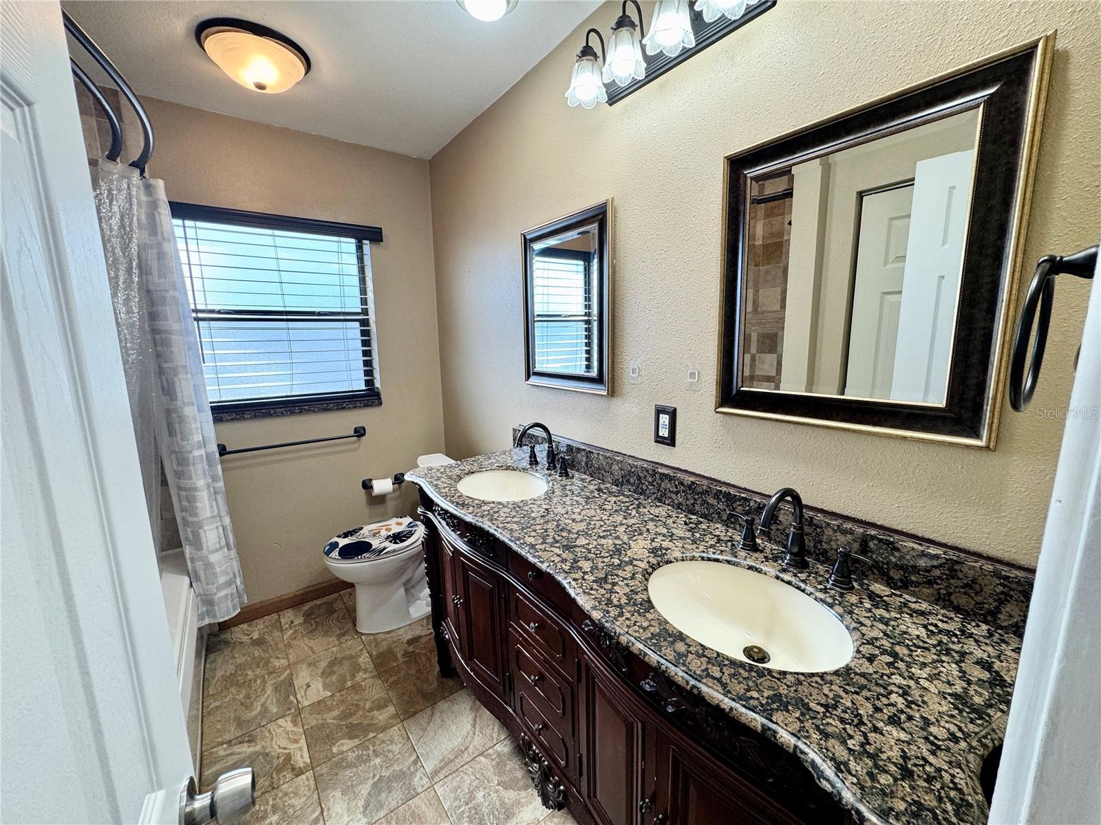 Image 14 of 24 For 11310 115th Avenue