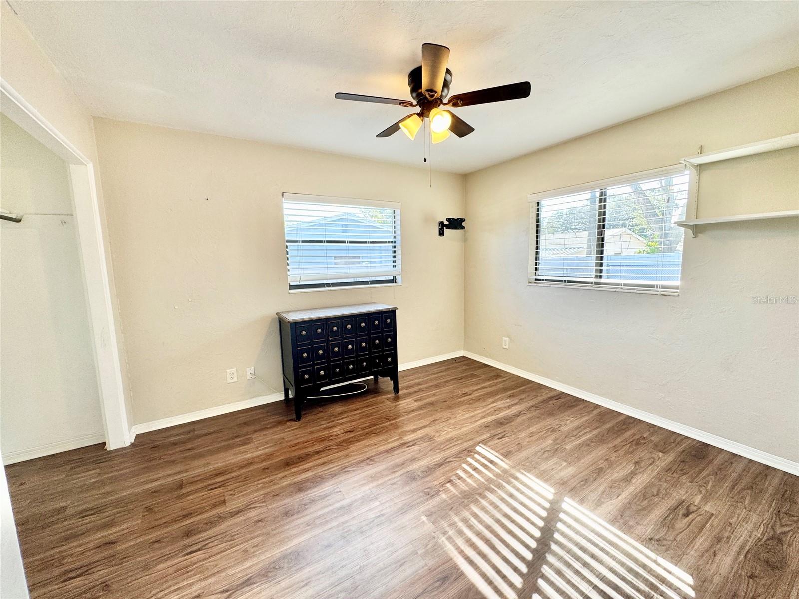 Image 16 of 24 For 11310 115th Avenue