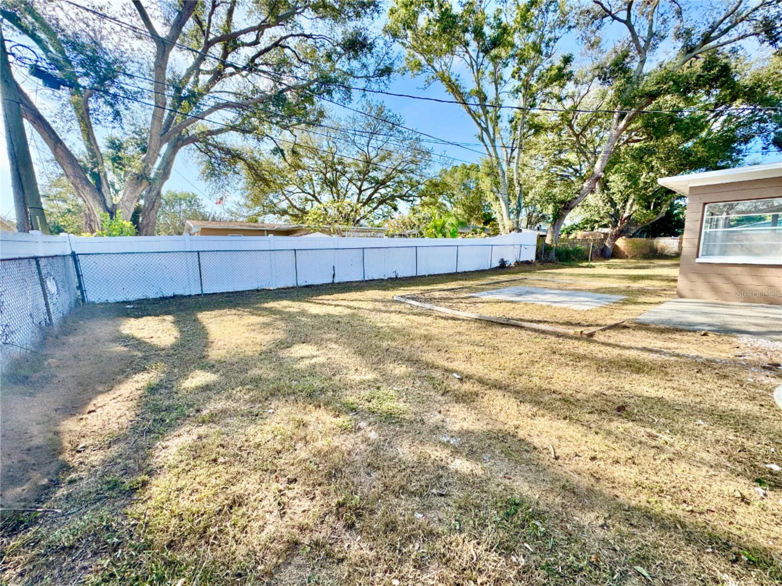 Image 18 of 24 For 11310 115th Avenue