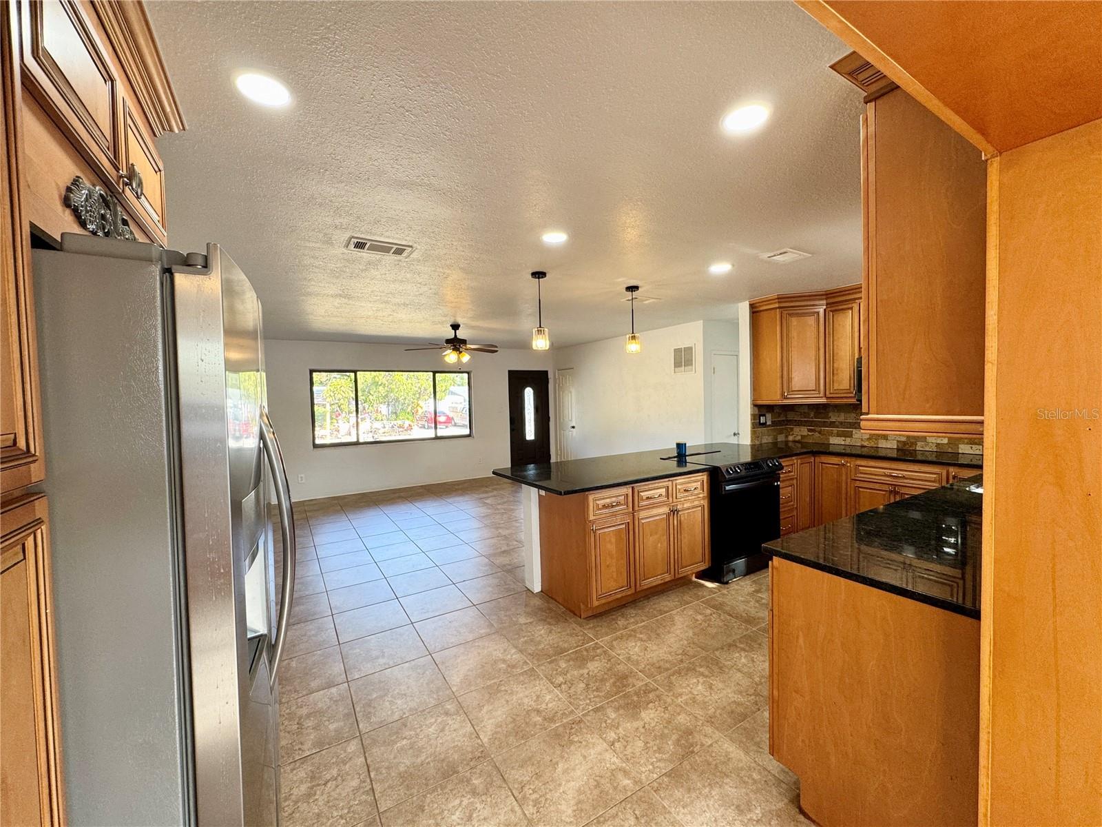 Image 9 of 24 For 11310 115th Avenue