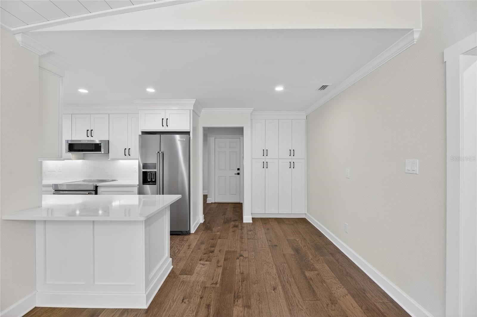 Image 26 of 90 For 1322 Corner Oaks Drive