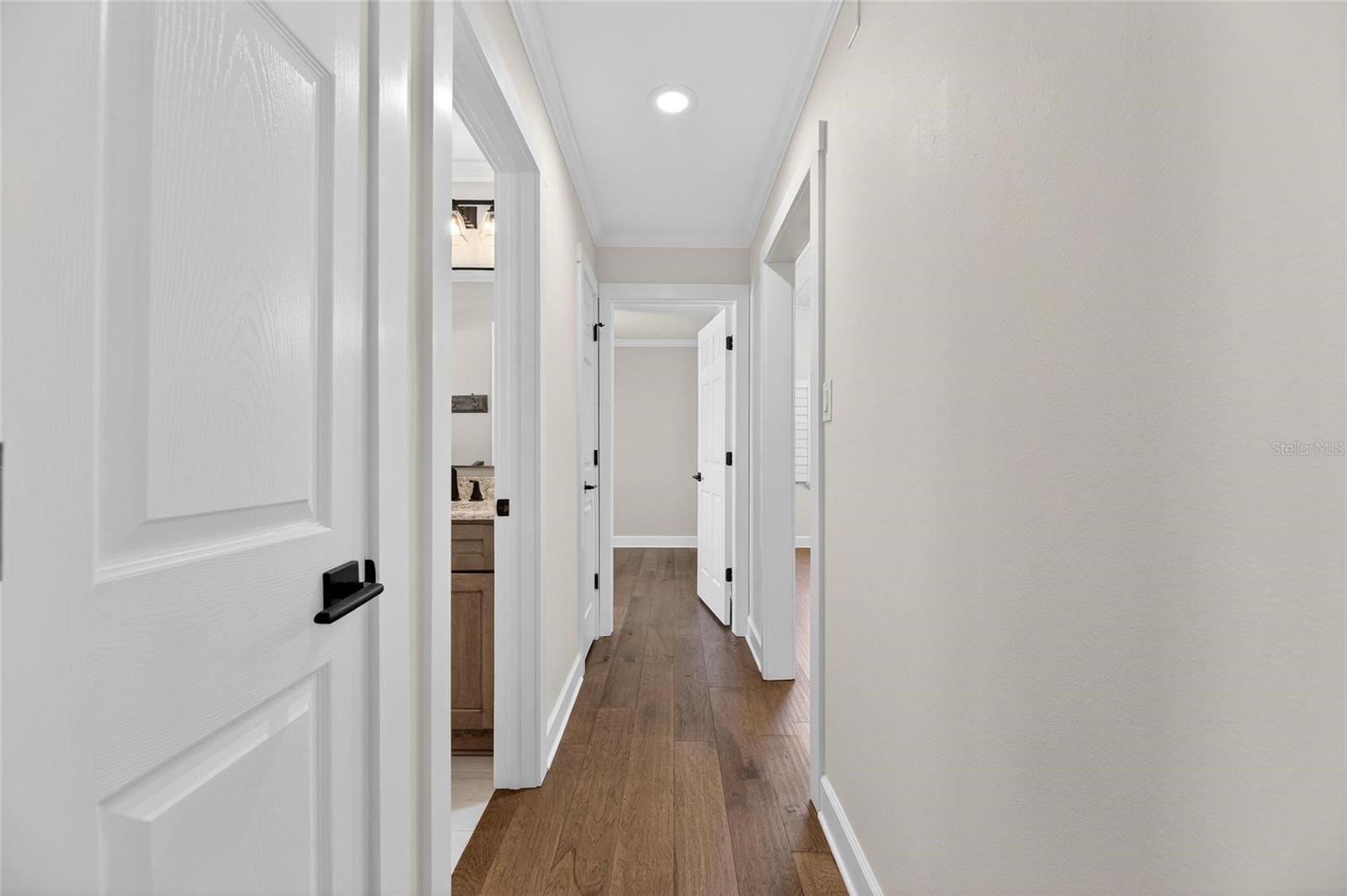 Image 40 of 90 For 1322 Corner Oaks Drive