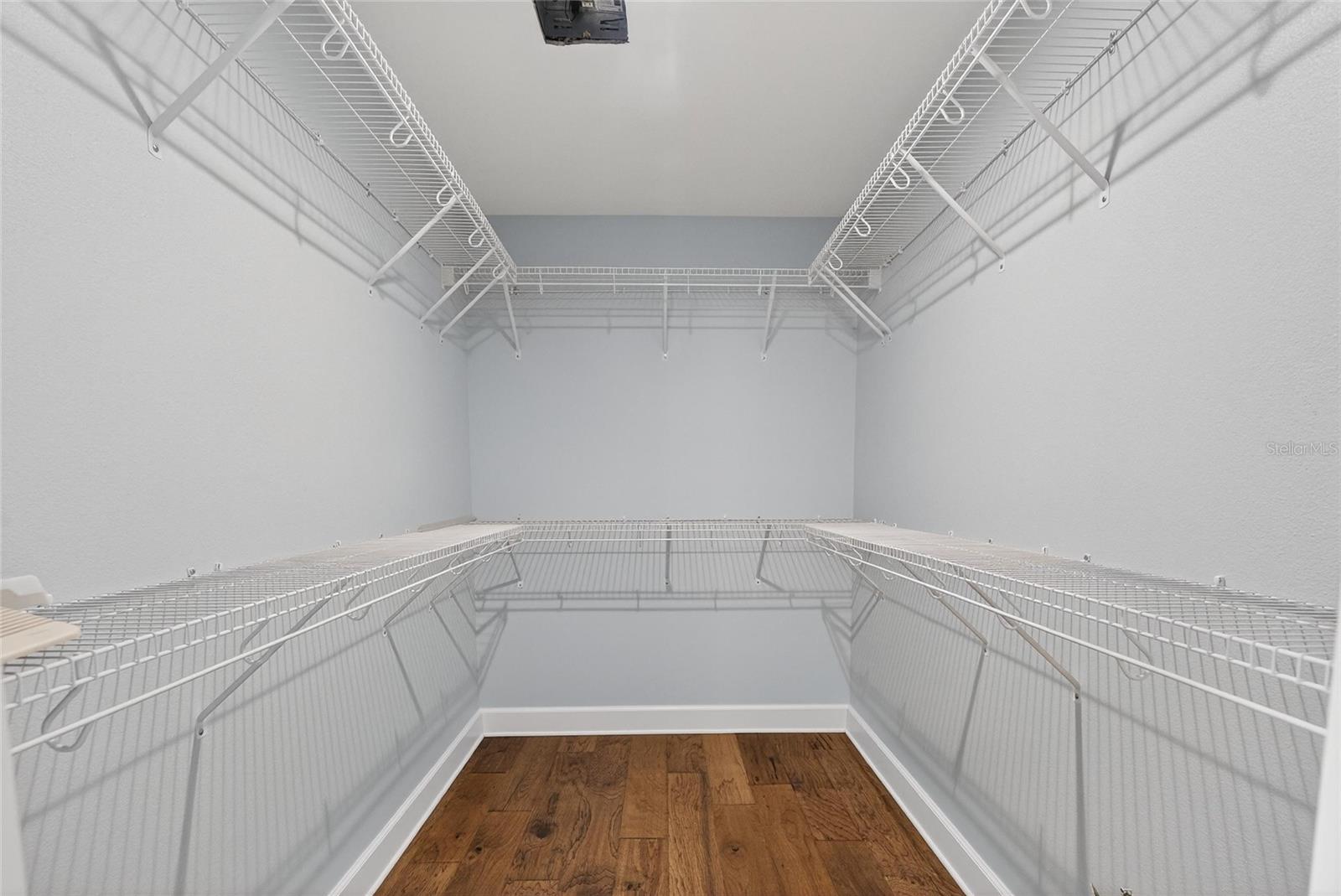 Image 46 of 90 For 1322 Corner Oaks Drive