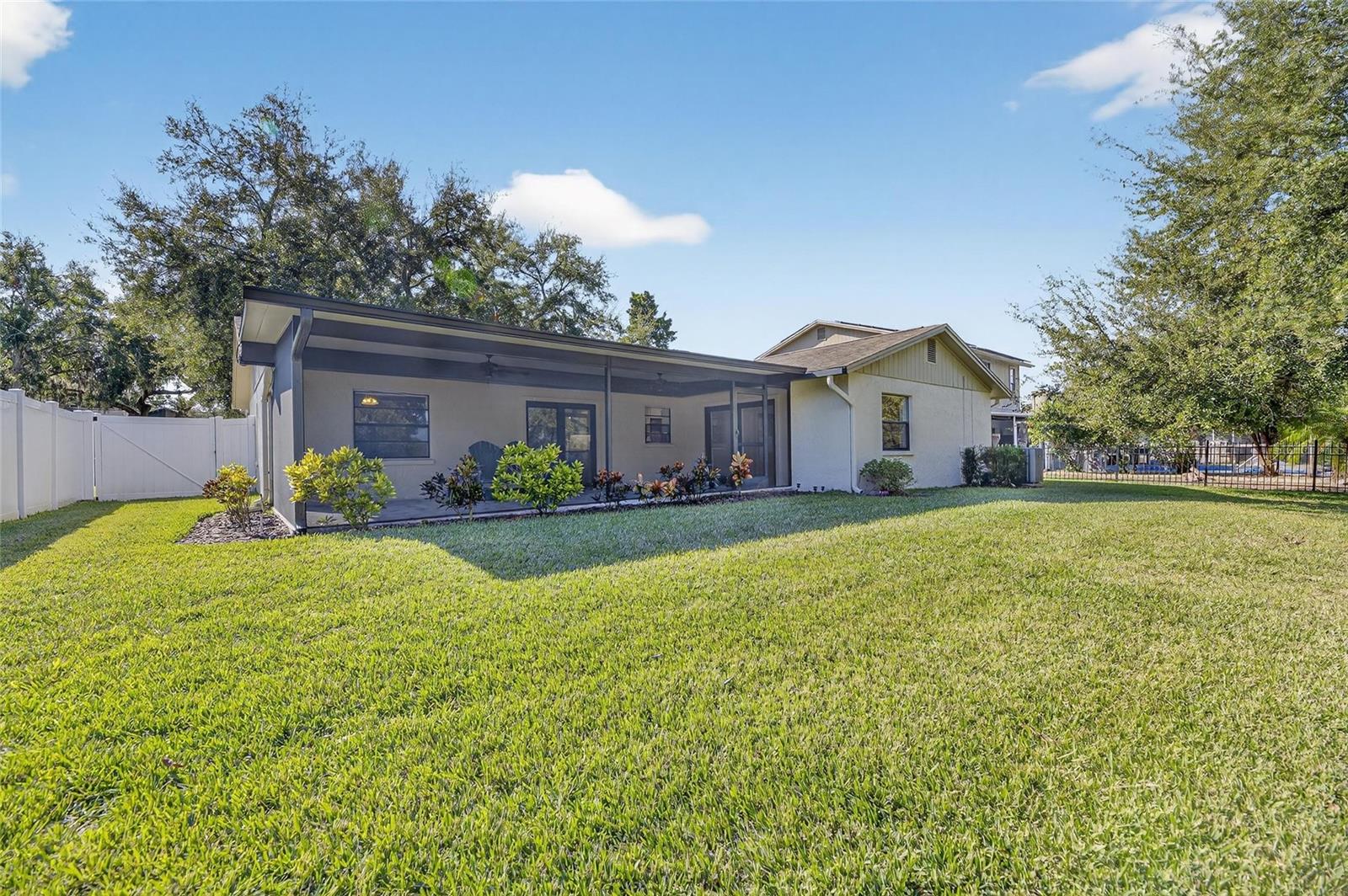 Image 67 of 90 For 1322 Corner Oaks Drive