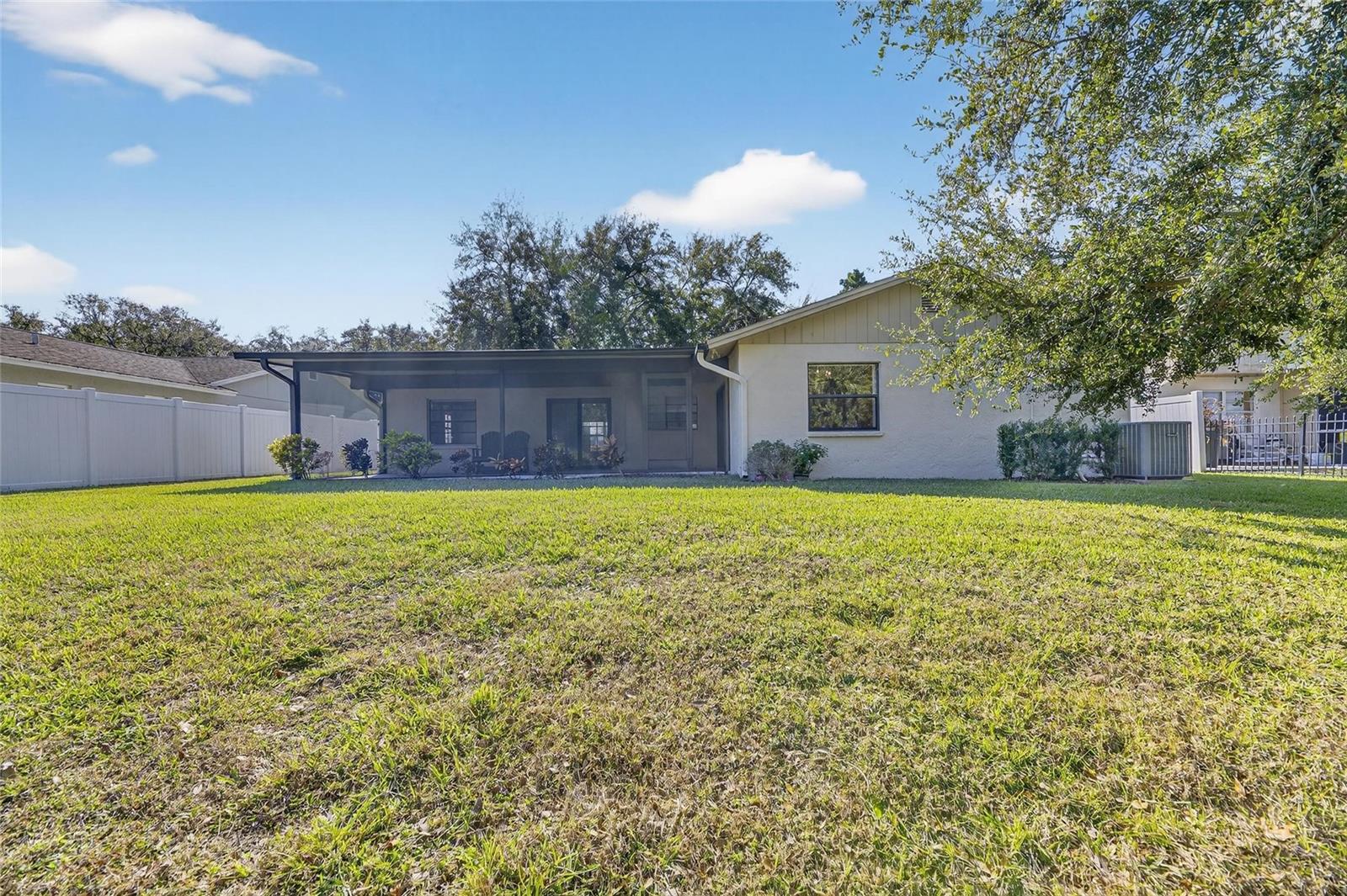 Image 68 of 90 For 1322 Corner Oaks Drive